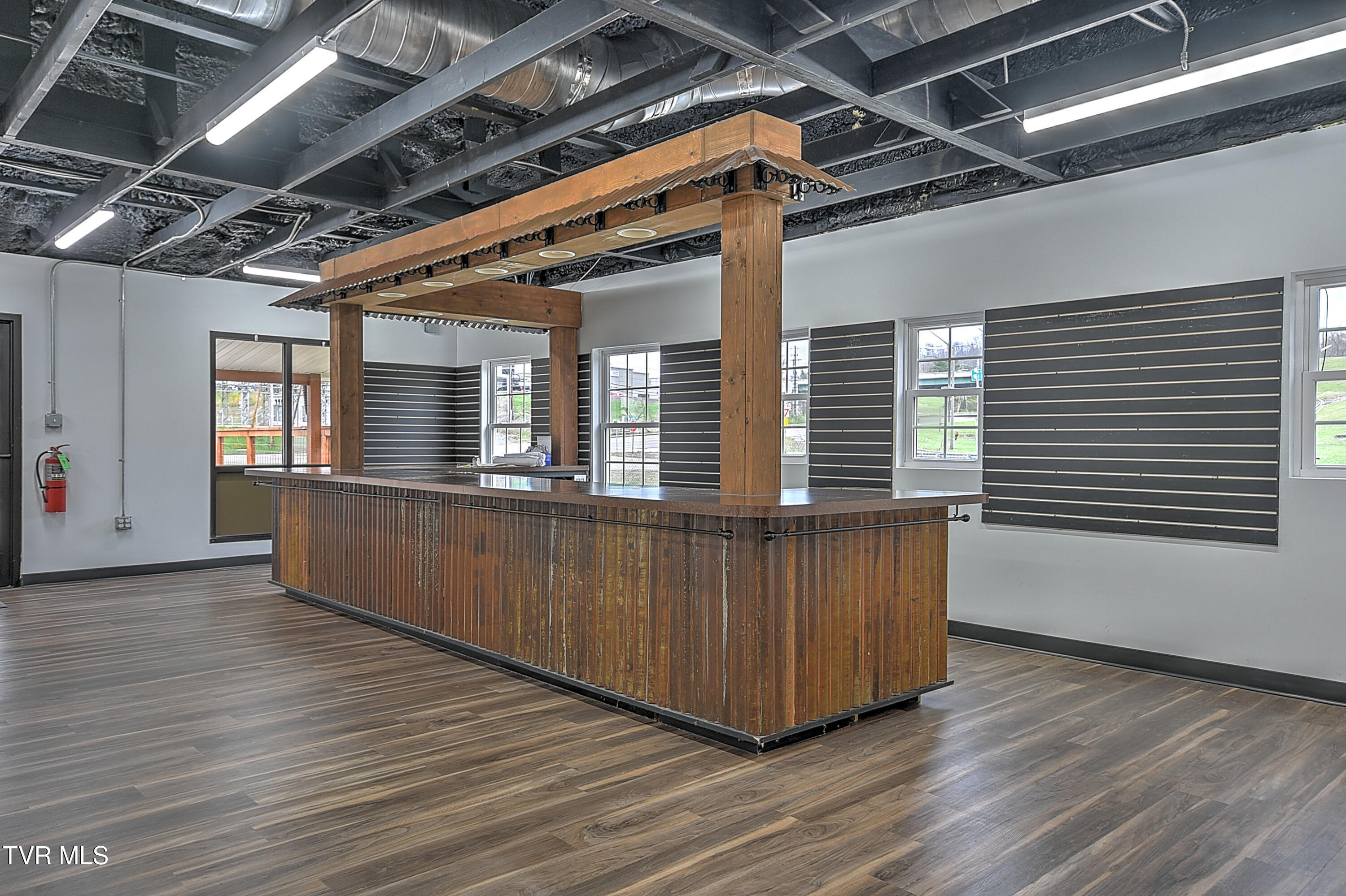 3100 North Roan Street