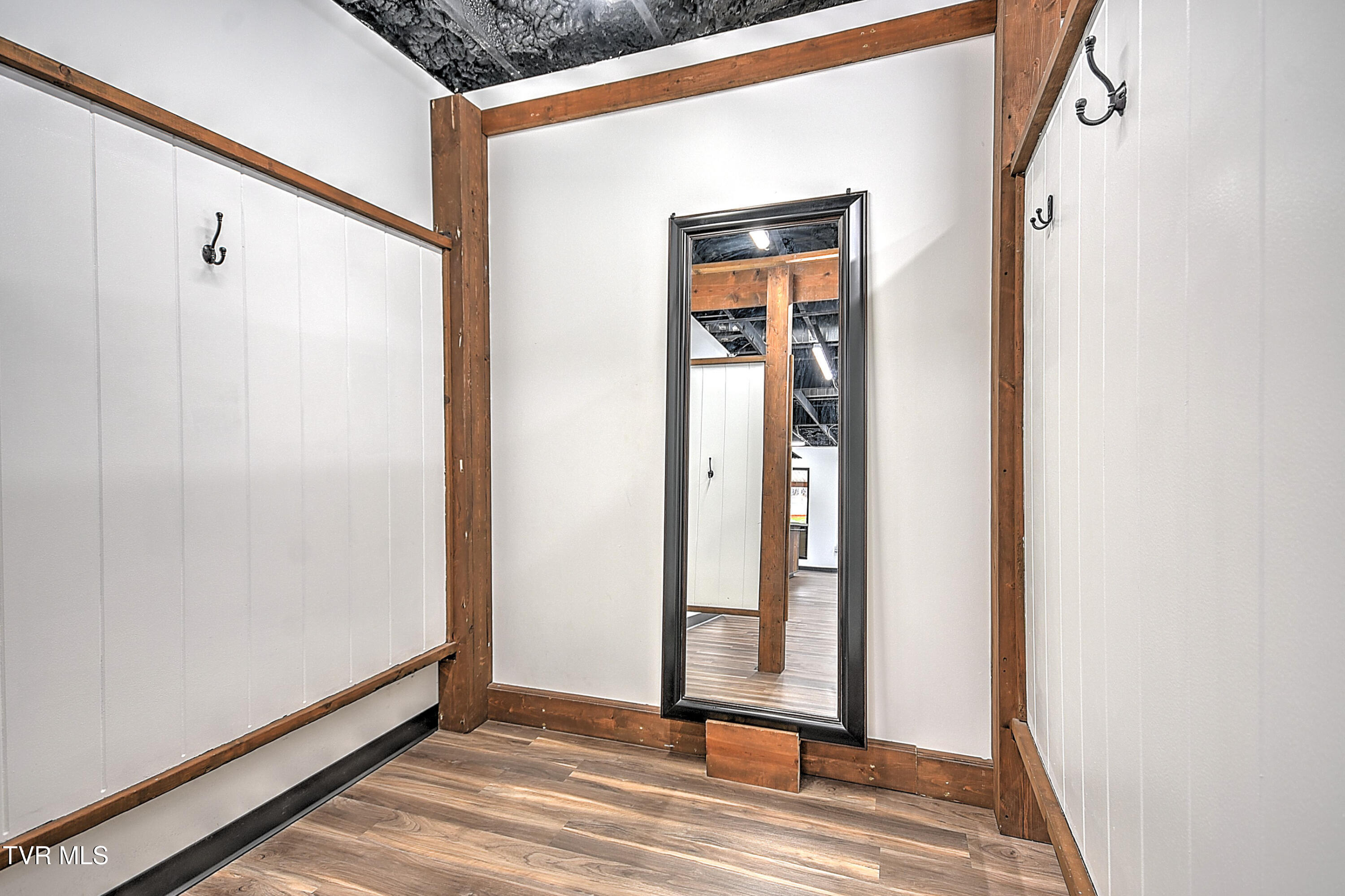 3100 North Roan Street