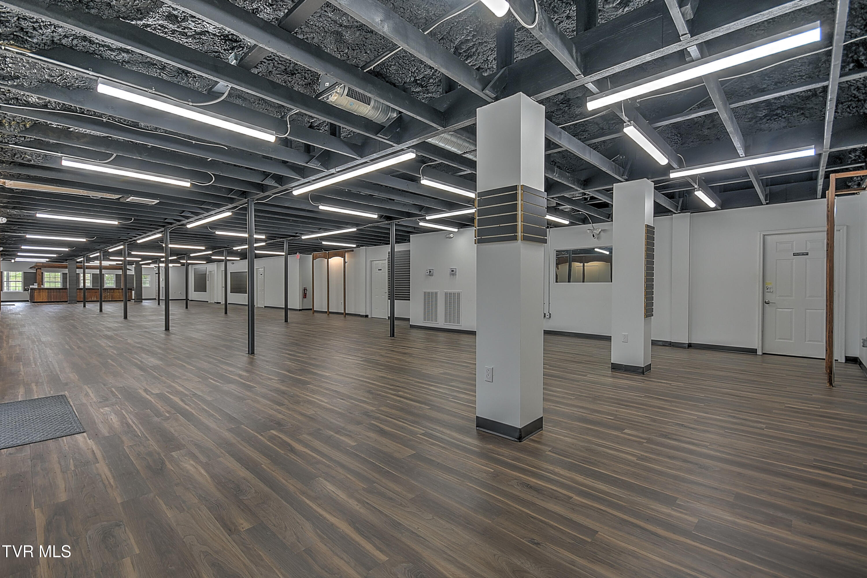 3100 North Roan Street