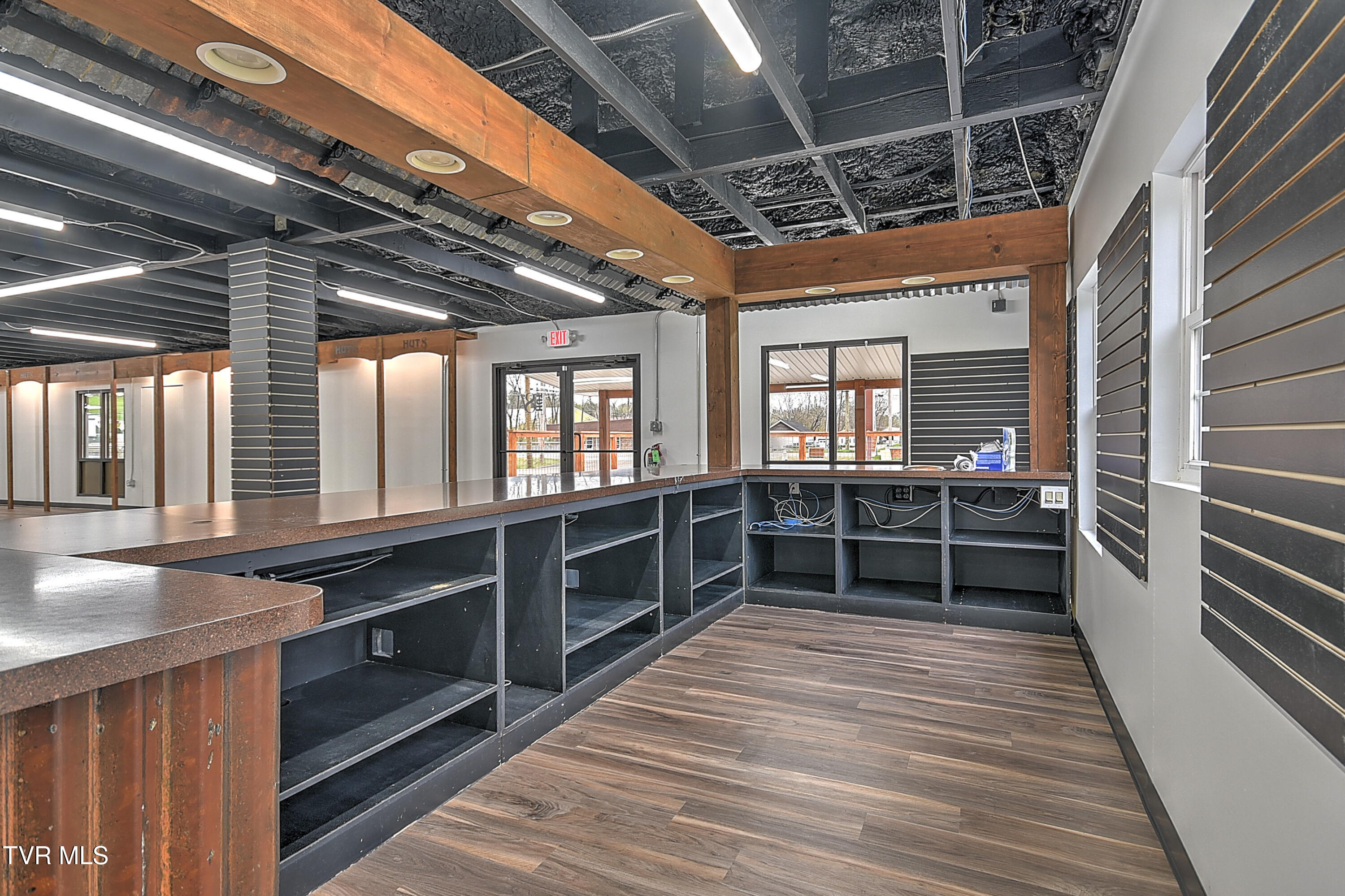 3100 North Roan Street