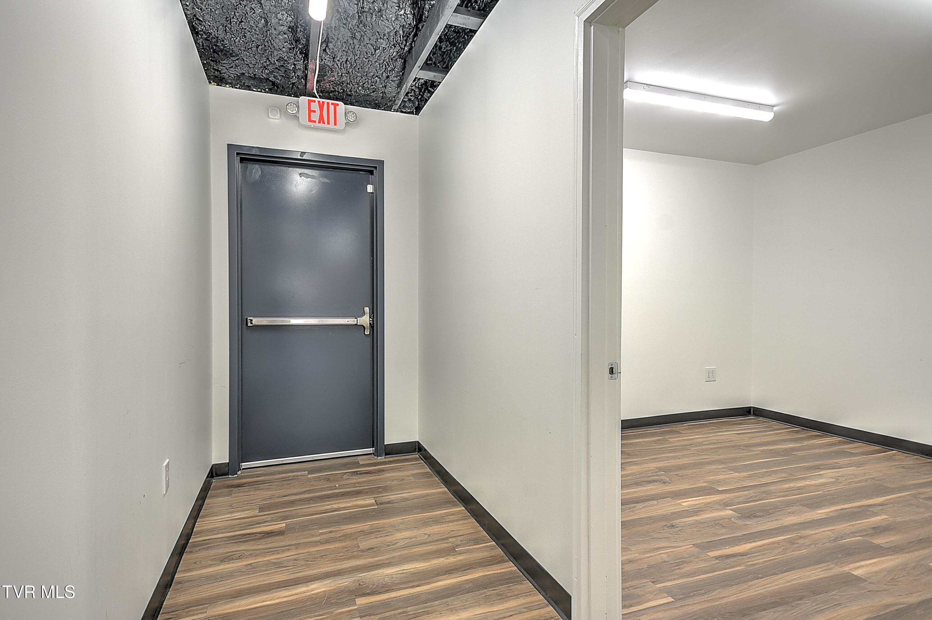 3100 North Roan Street