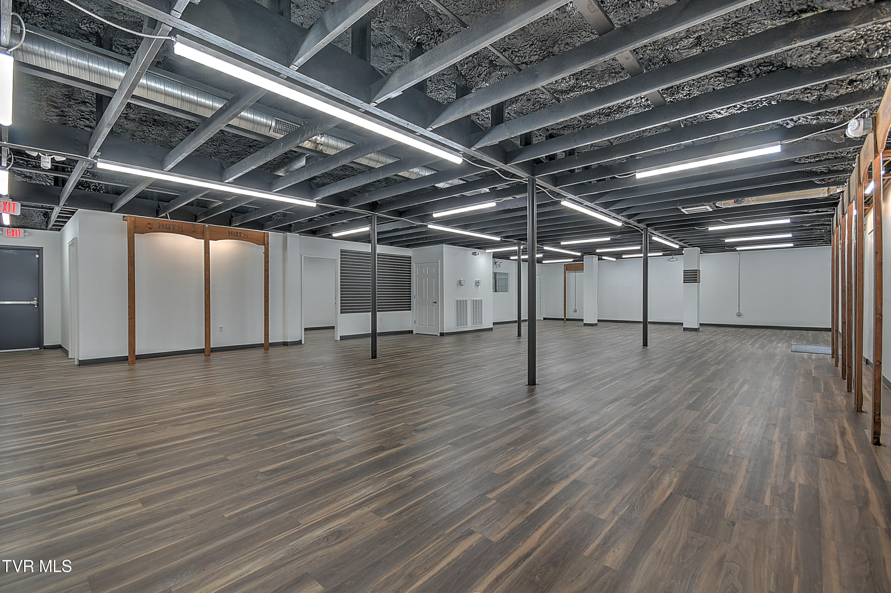 3100 North Roan Street