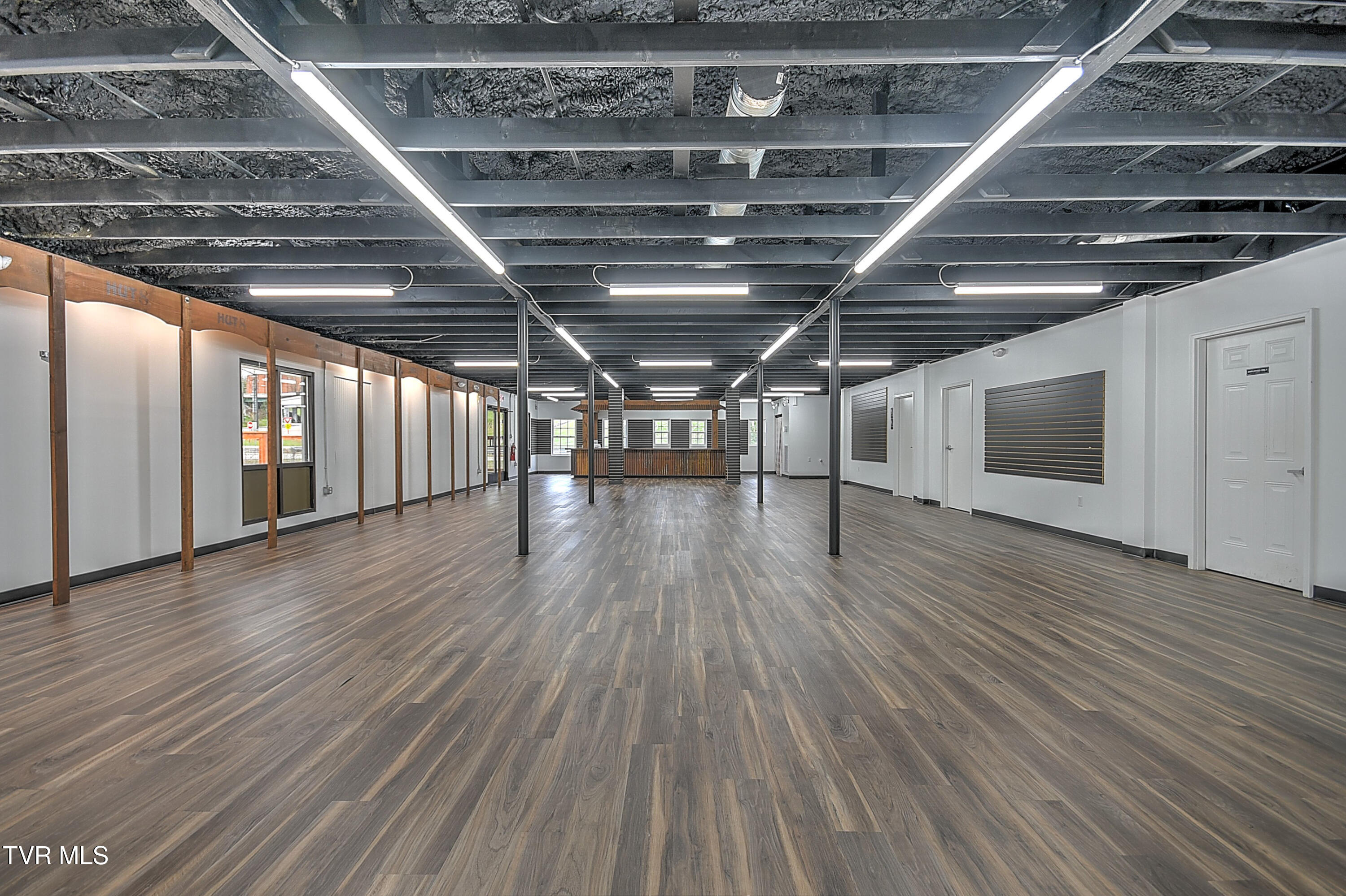 3100 North Roan Street