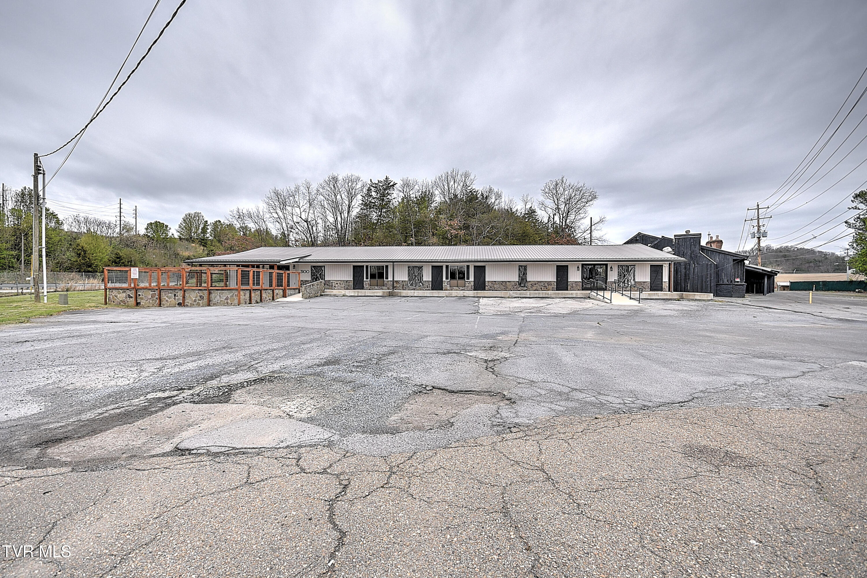 3100 North Roan Street