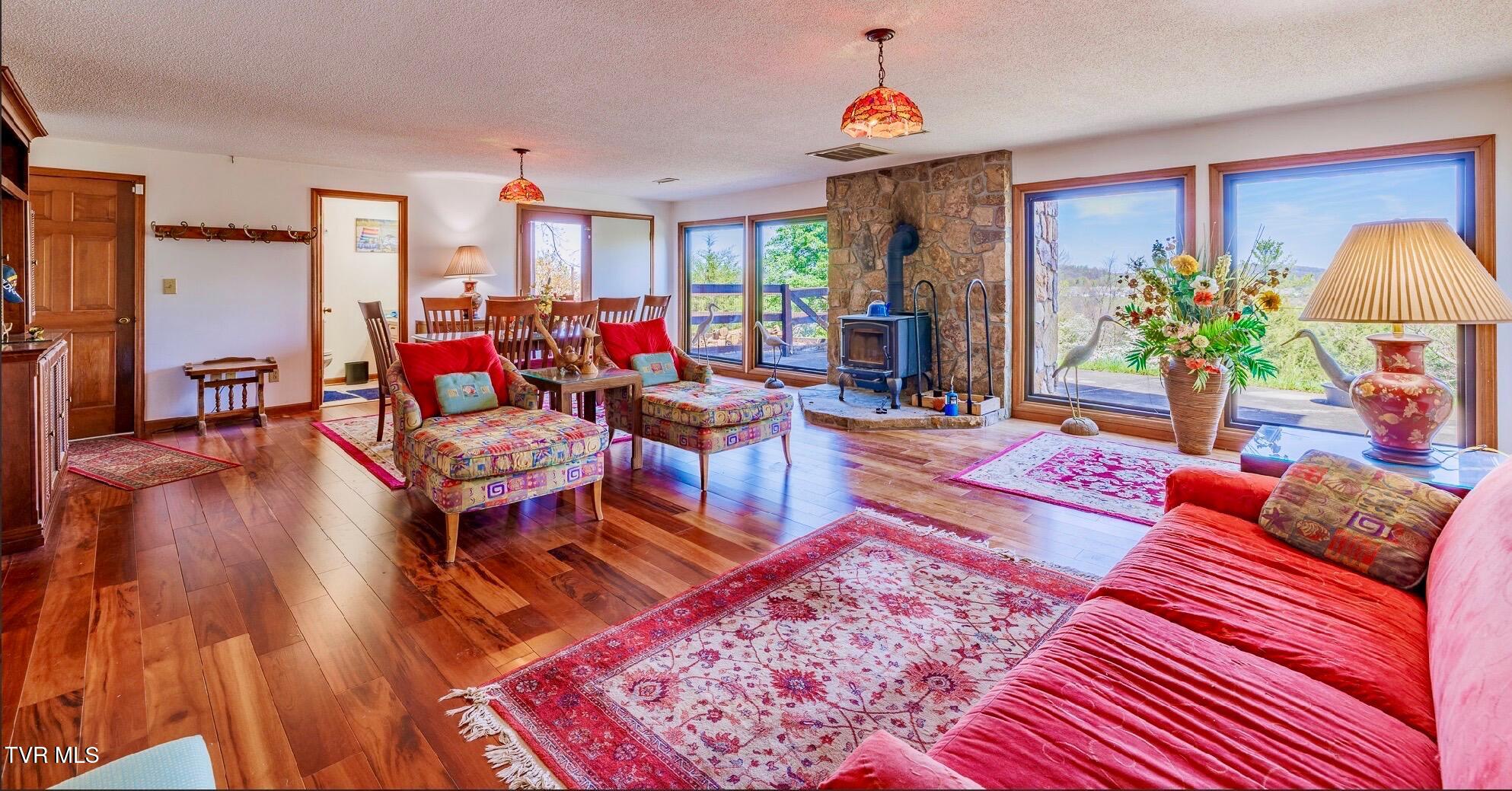 185 Mcafee Bluff