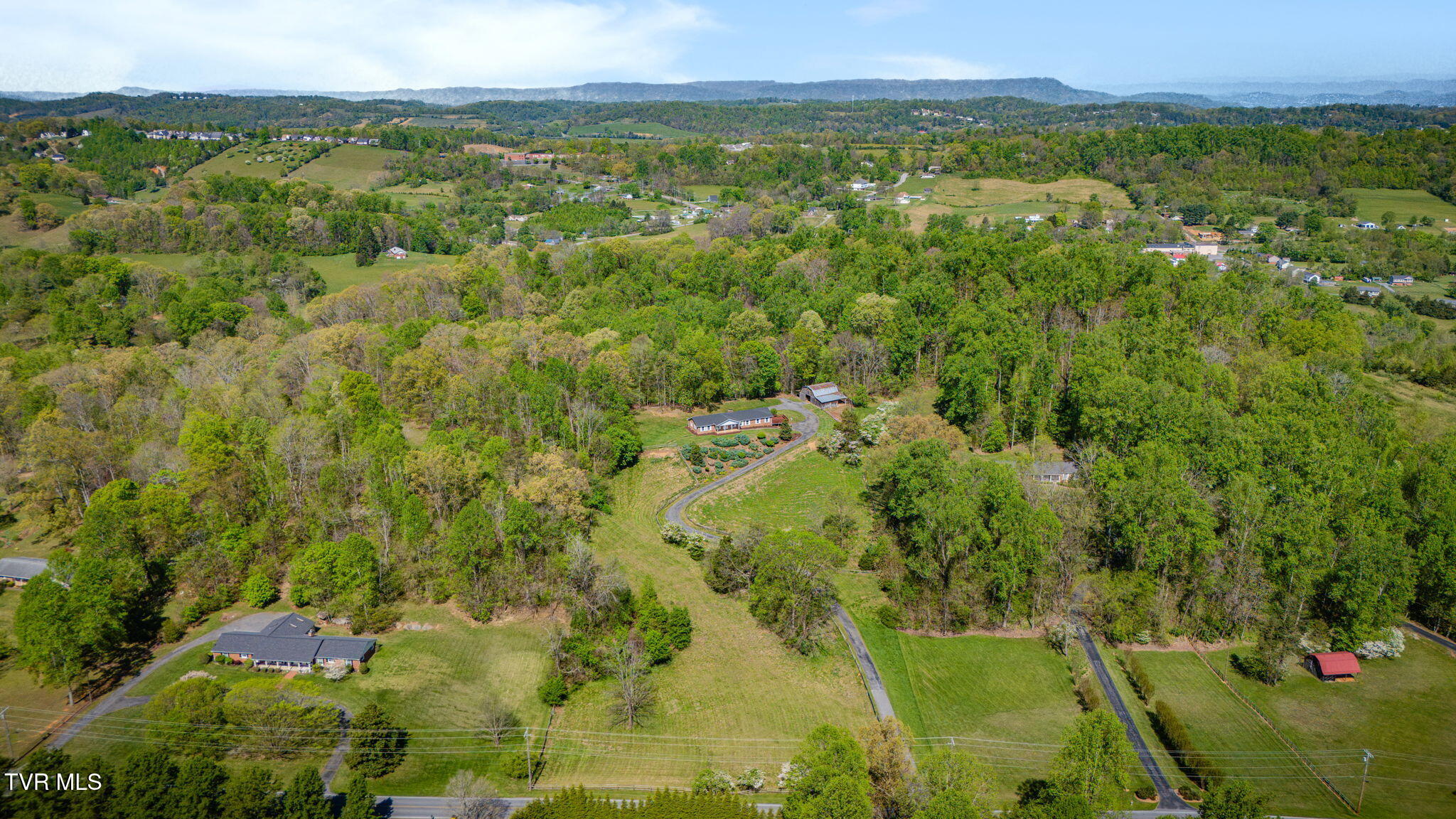 512 Hidden Valley Road
