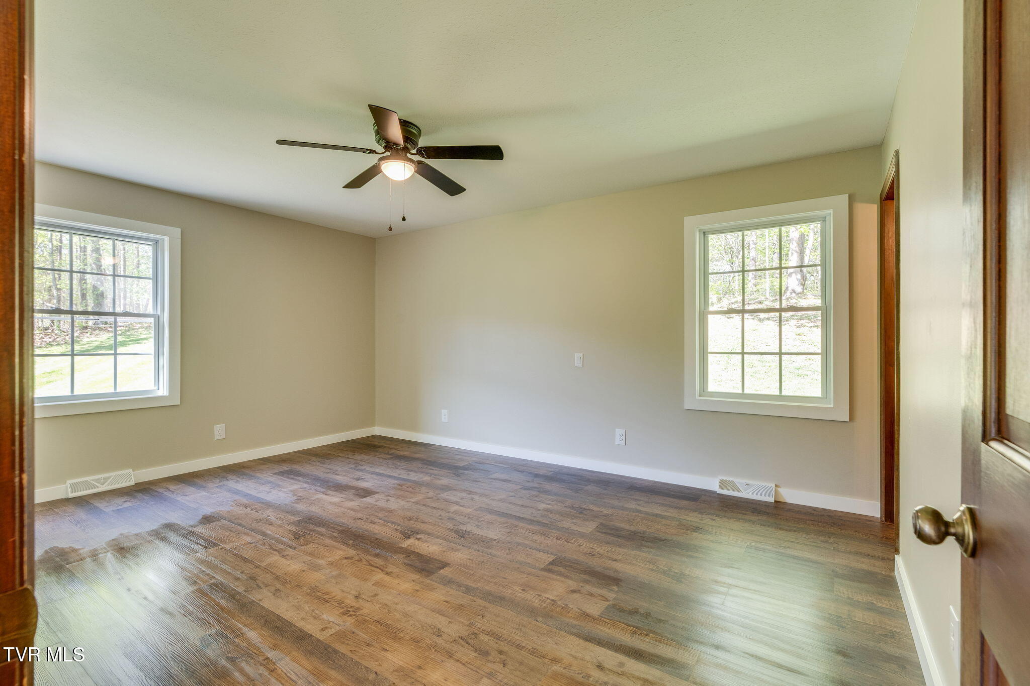 512 Hidden Valley Road
