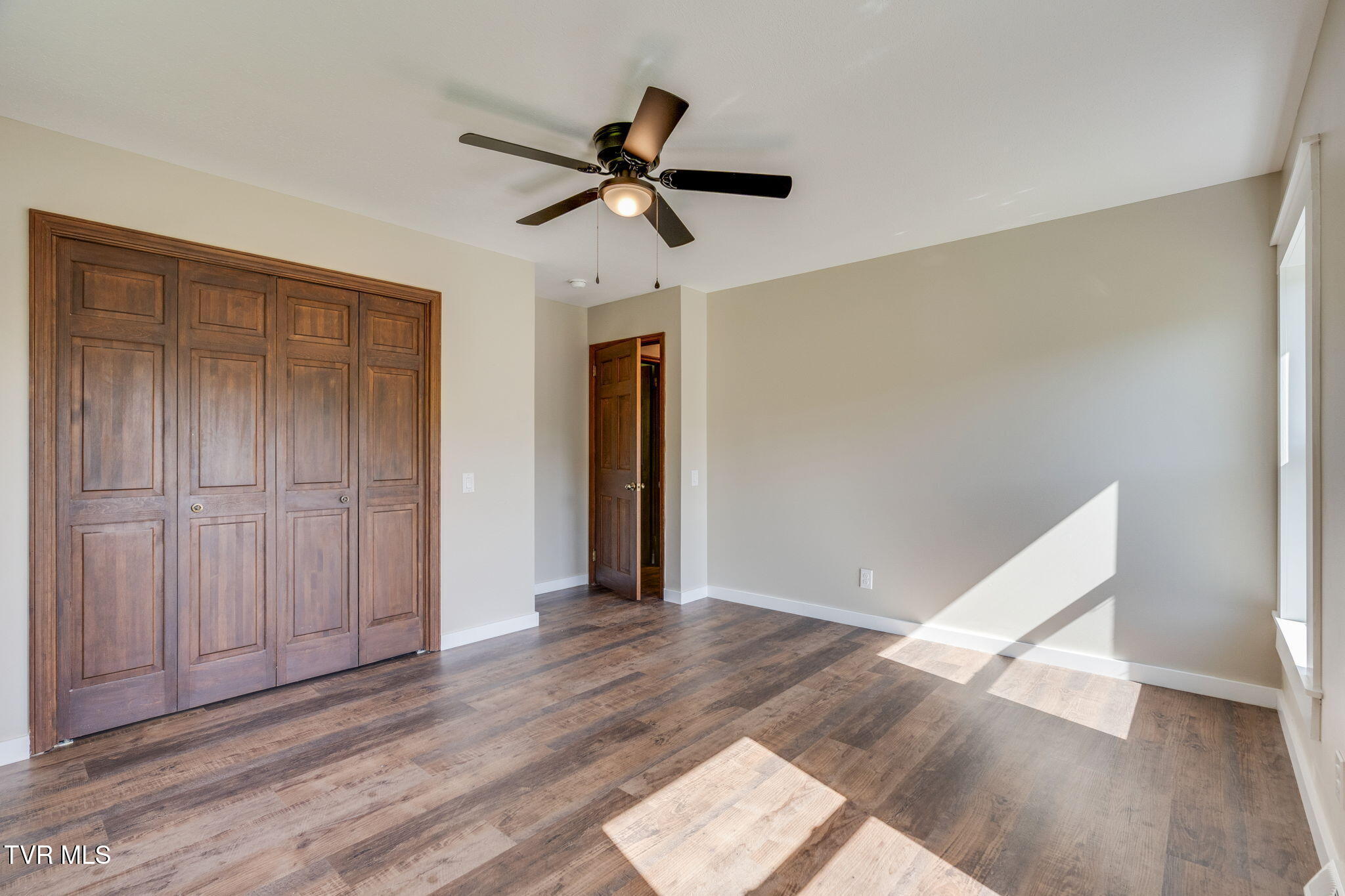 512 Hidden Valley Road