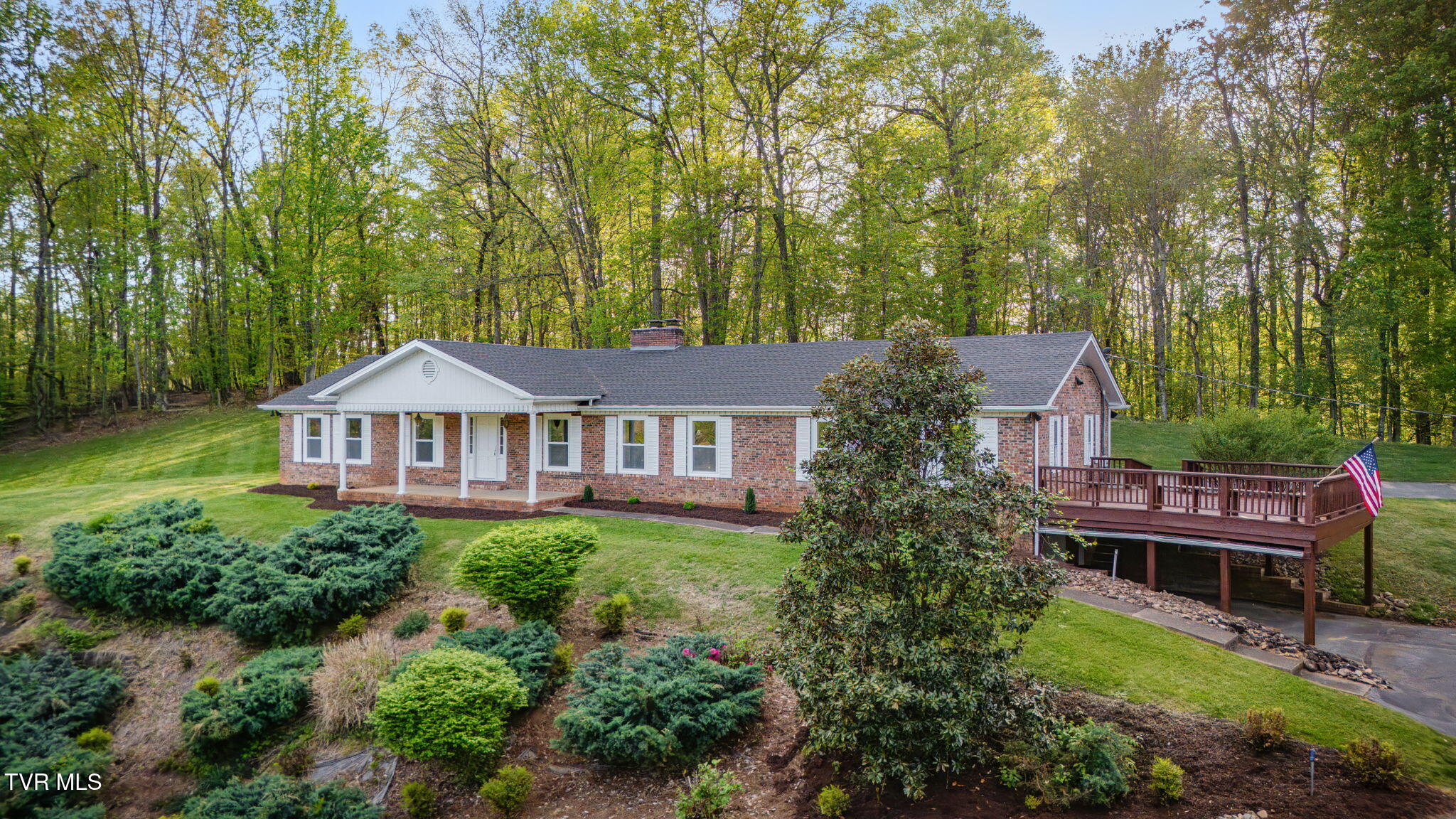 512 Hidden Valley Road