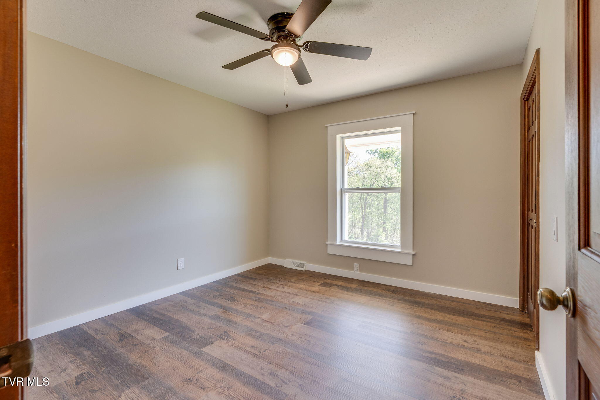 512 Hidden Valley Road