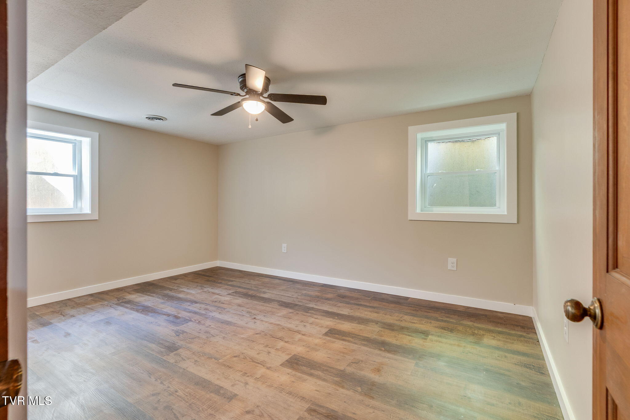 512 Hidden Valley Road