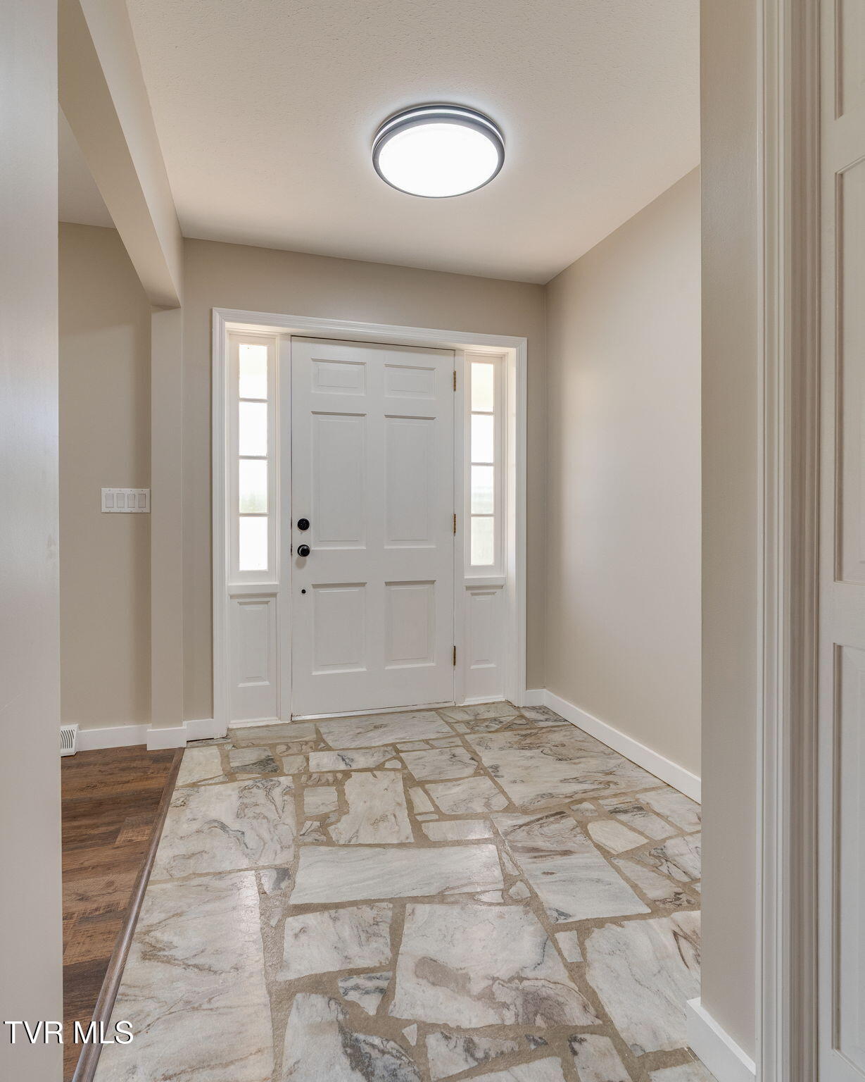 512 Hidden Valley Road