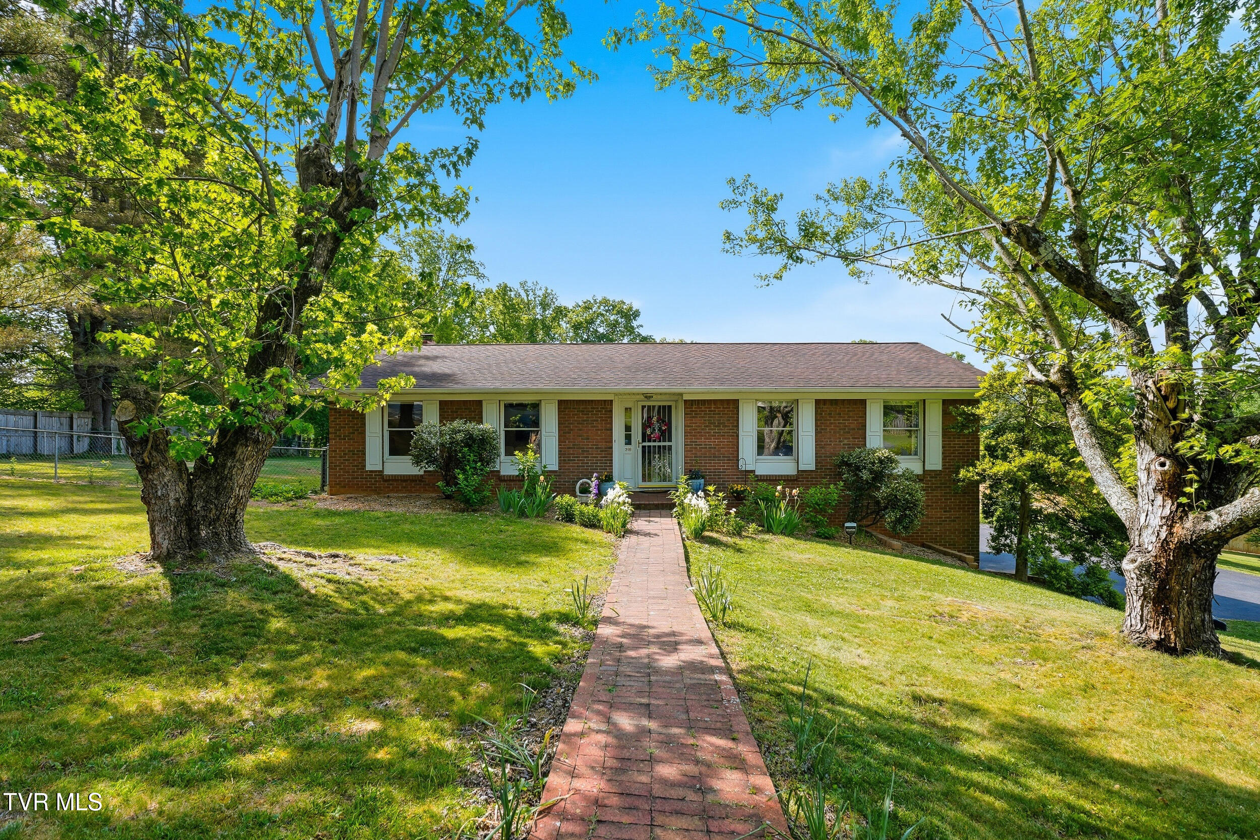 316 Clark Place