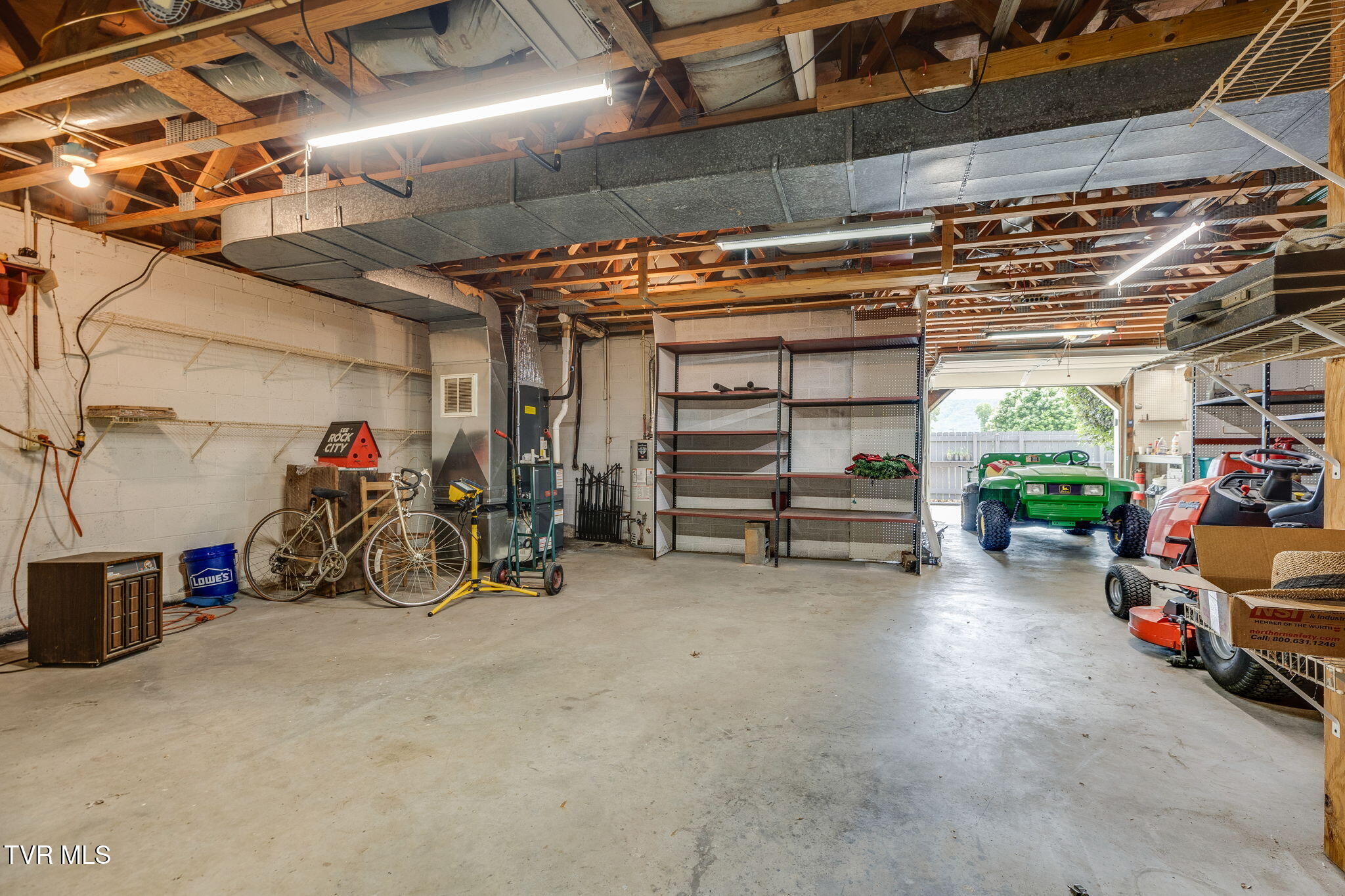 437 South Central Avenue