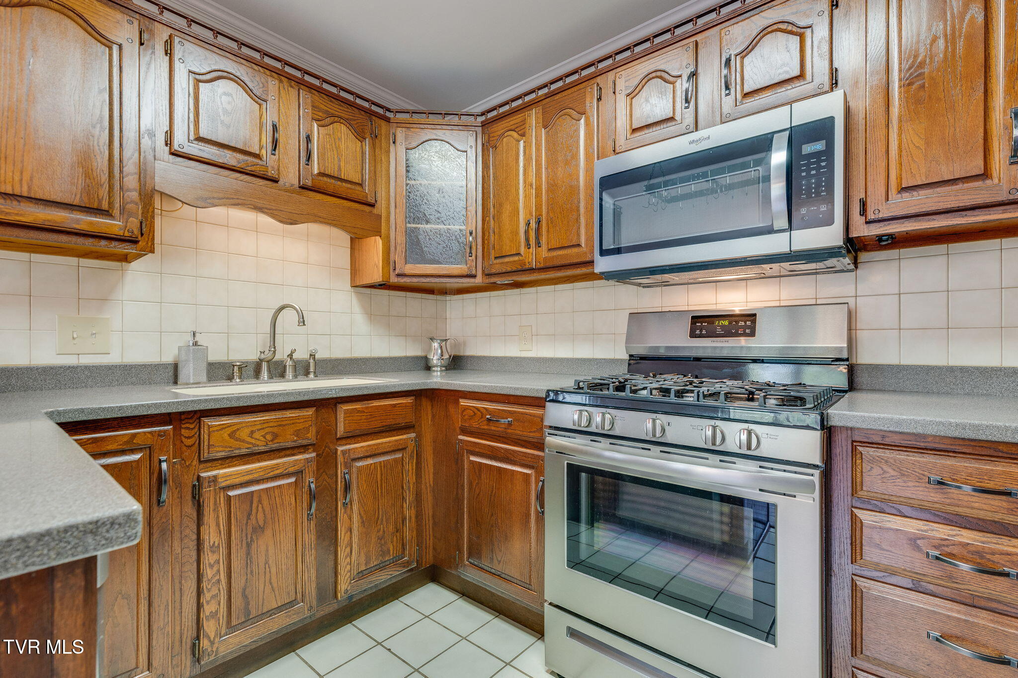 437 South Central Avenue