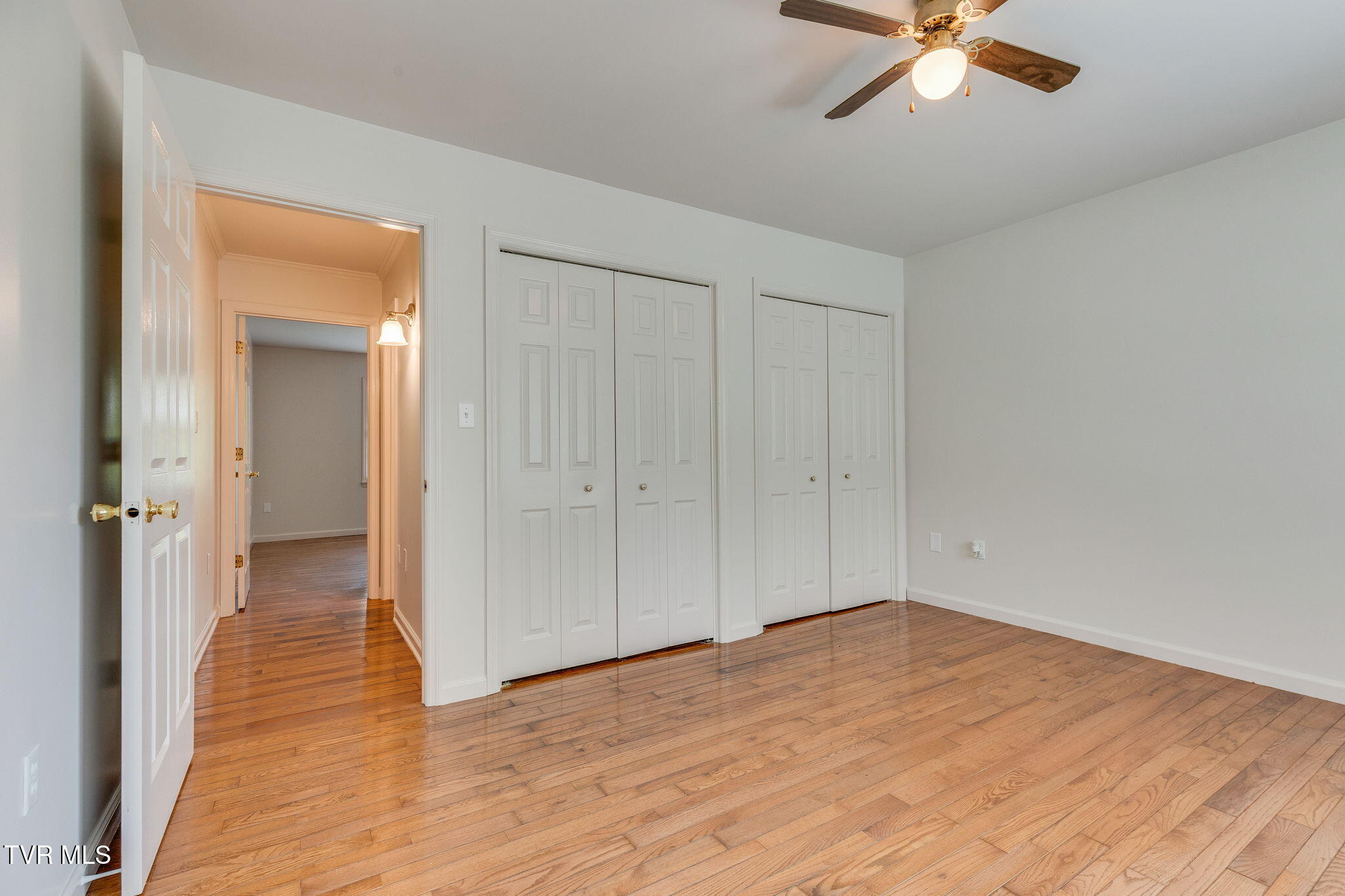 437 South Central Avenue