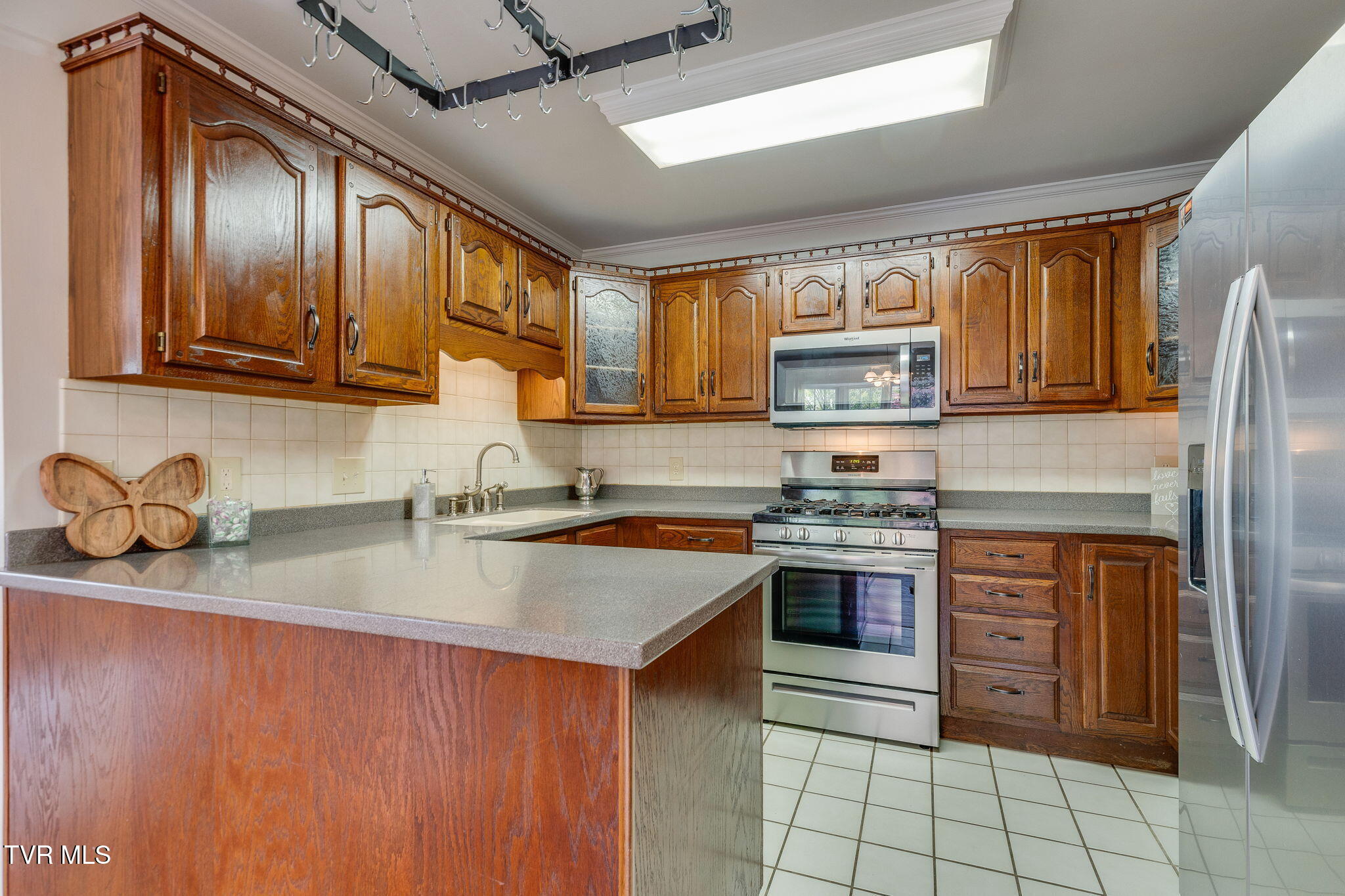 437 South Central Avenue