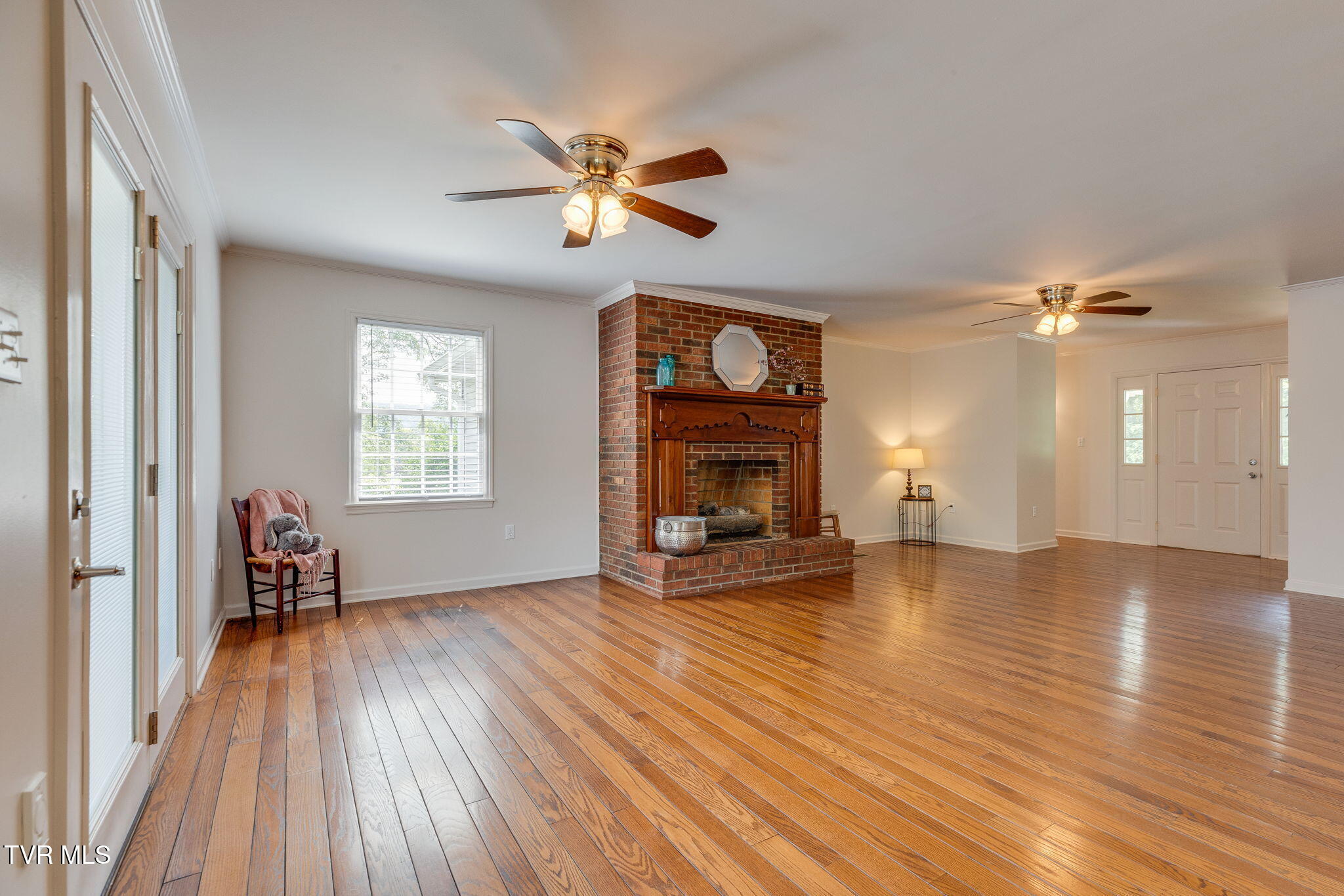 437 South Central Avenue