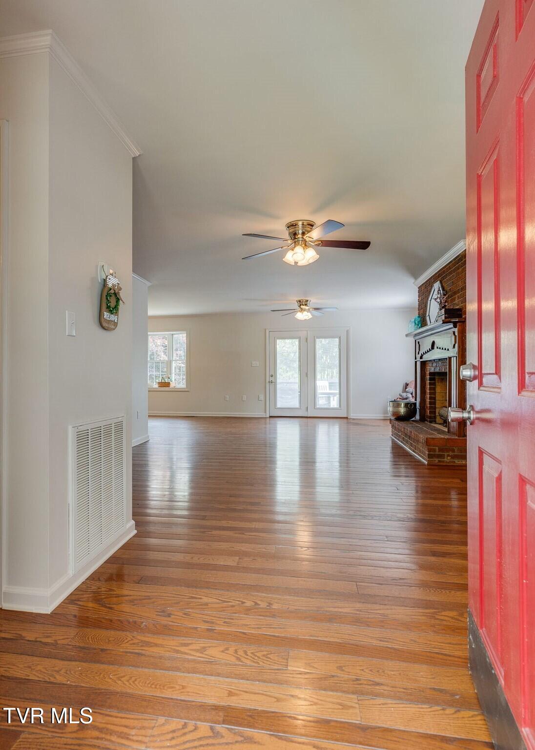 437 South Central Avenue