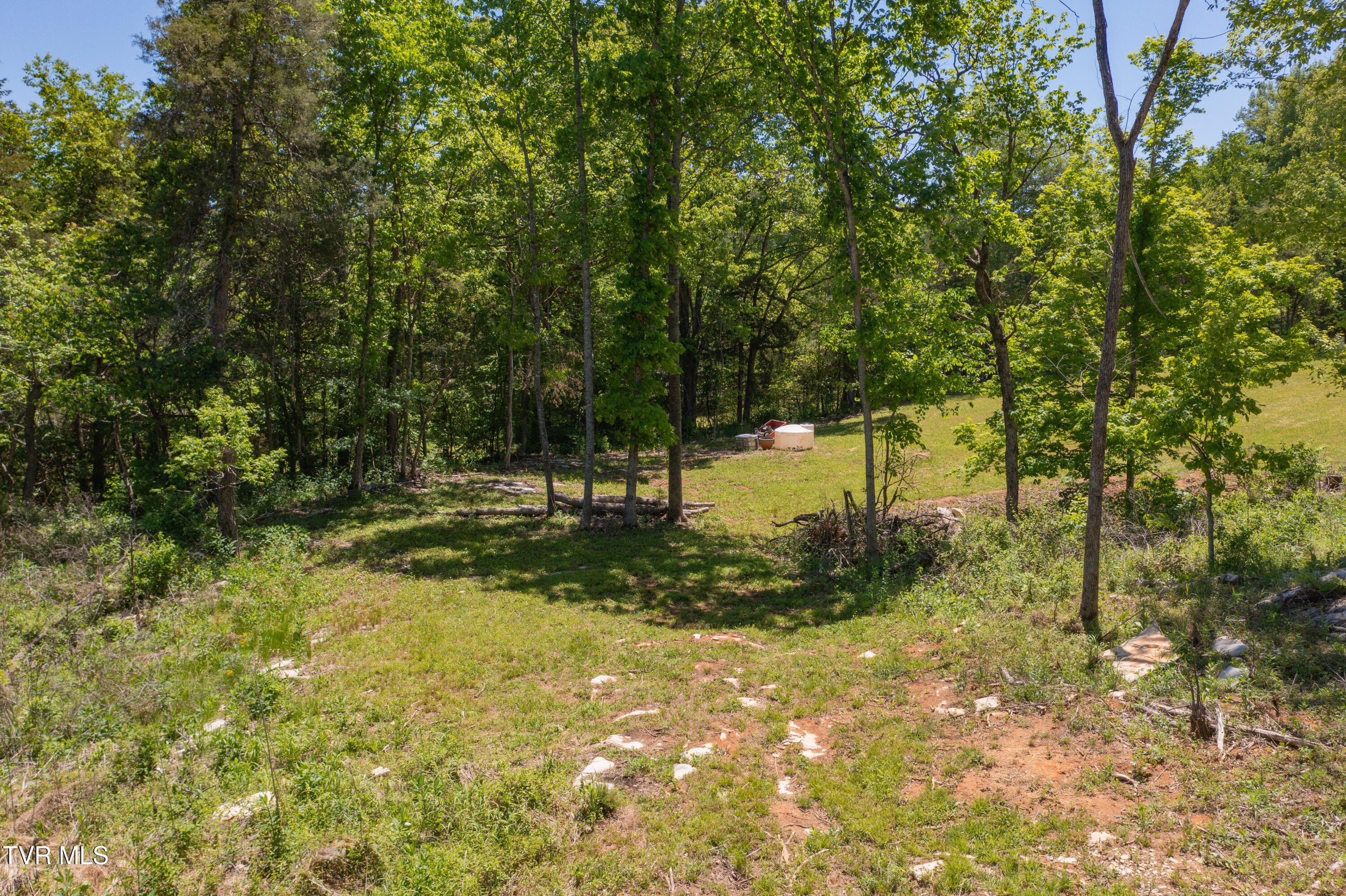 882 Walnut Grove Road