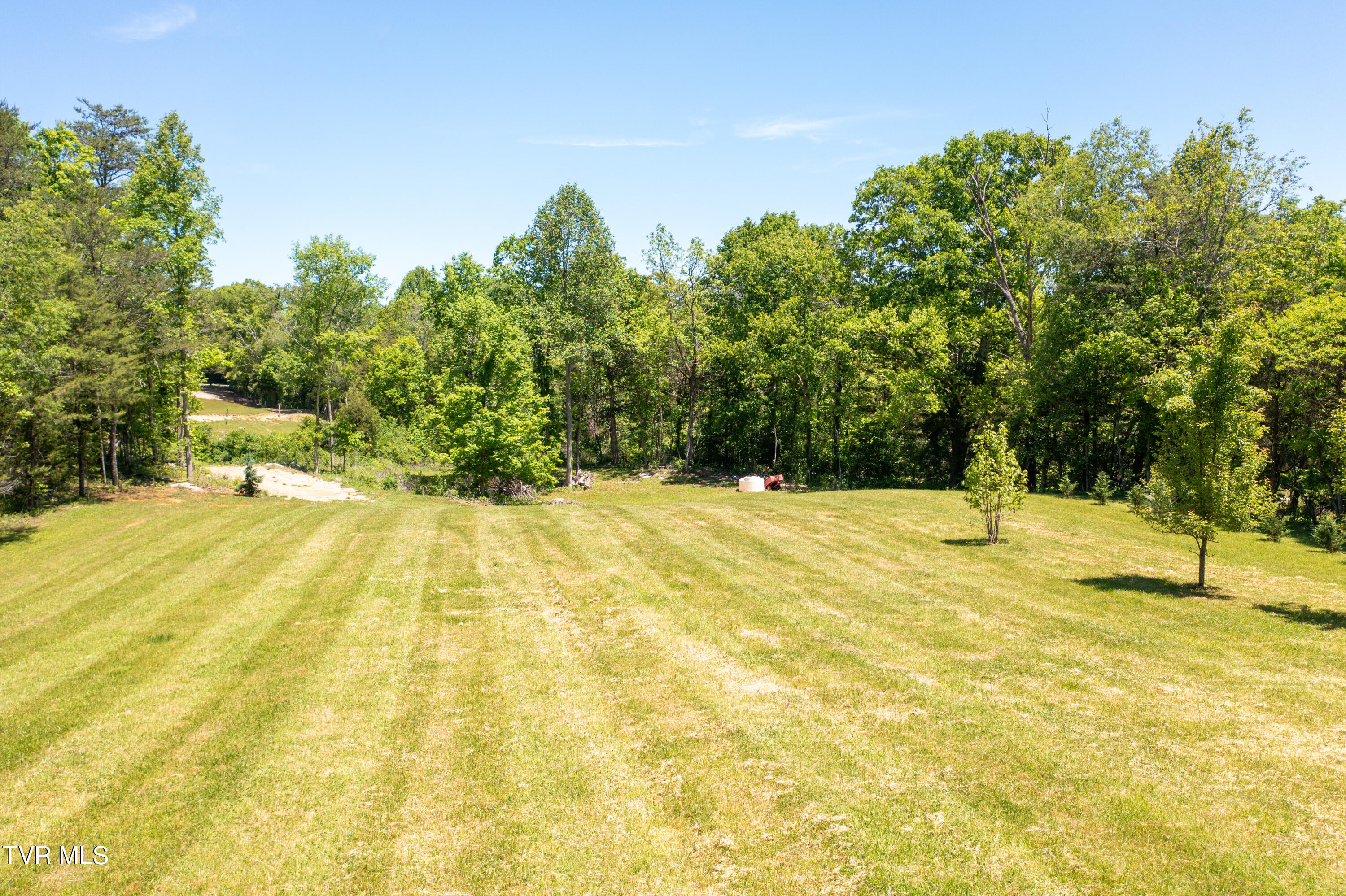 882 Walnut Grove Road