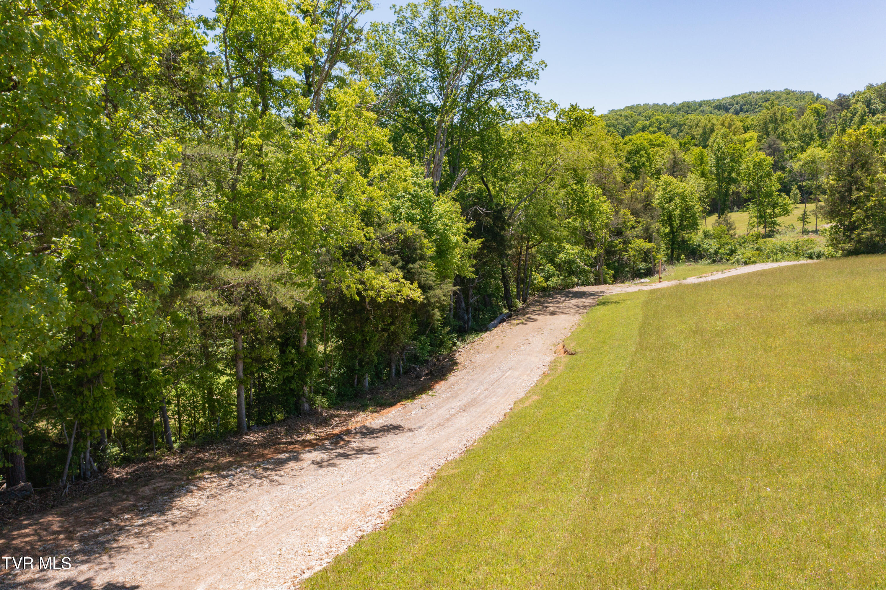 882 Walnut Grove Road