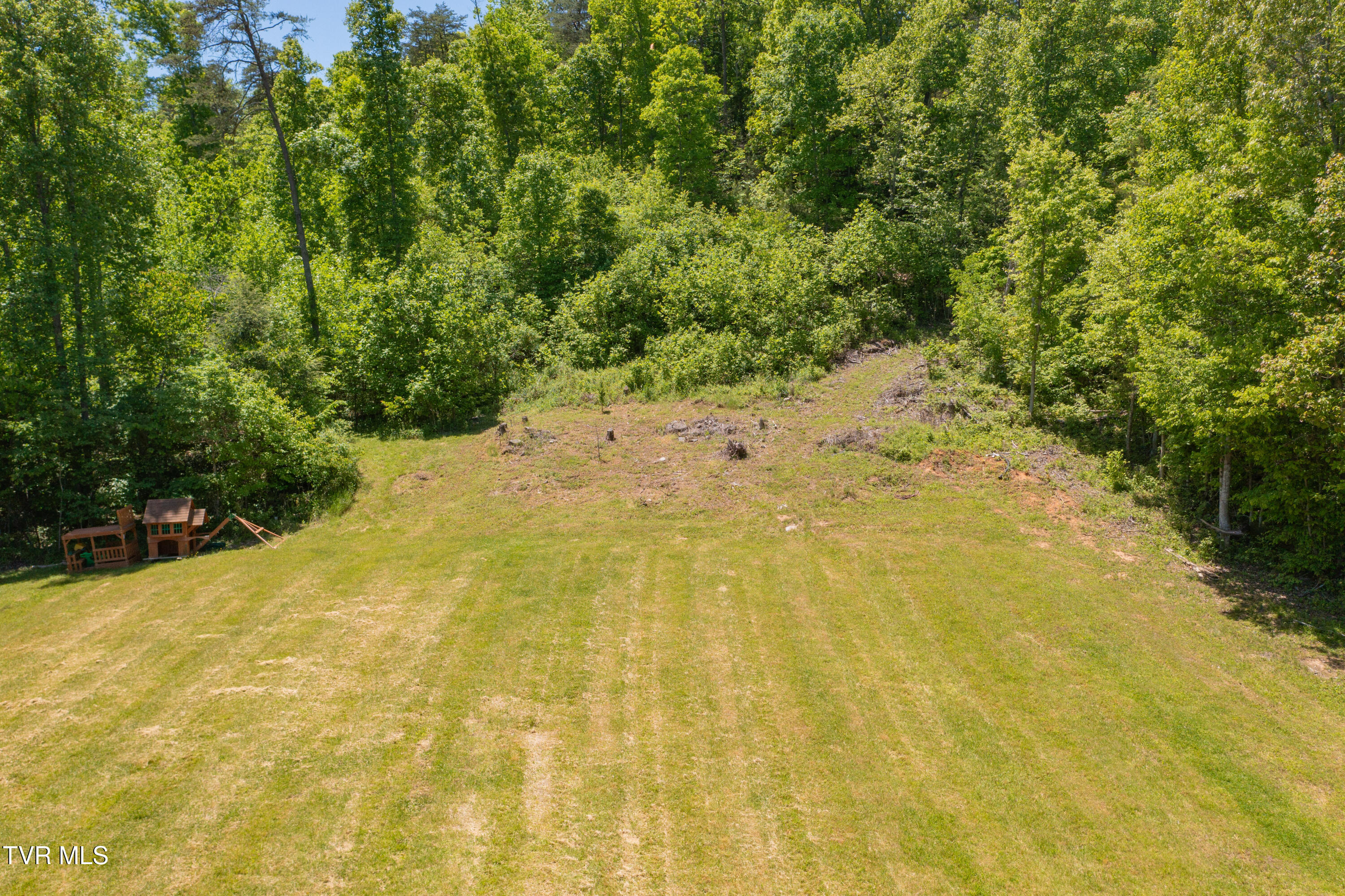 882 Walnut Grove Road