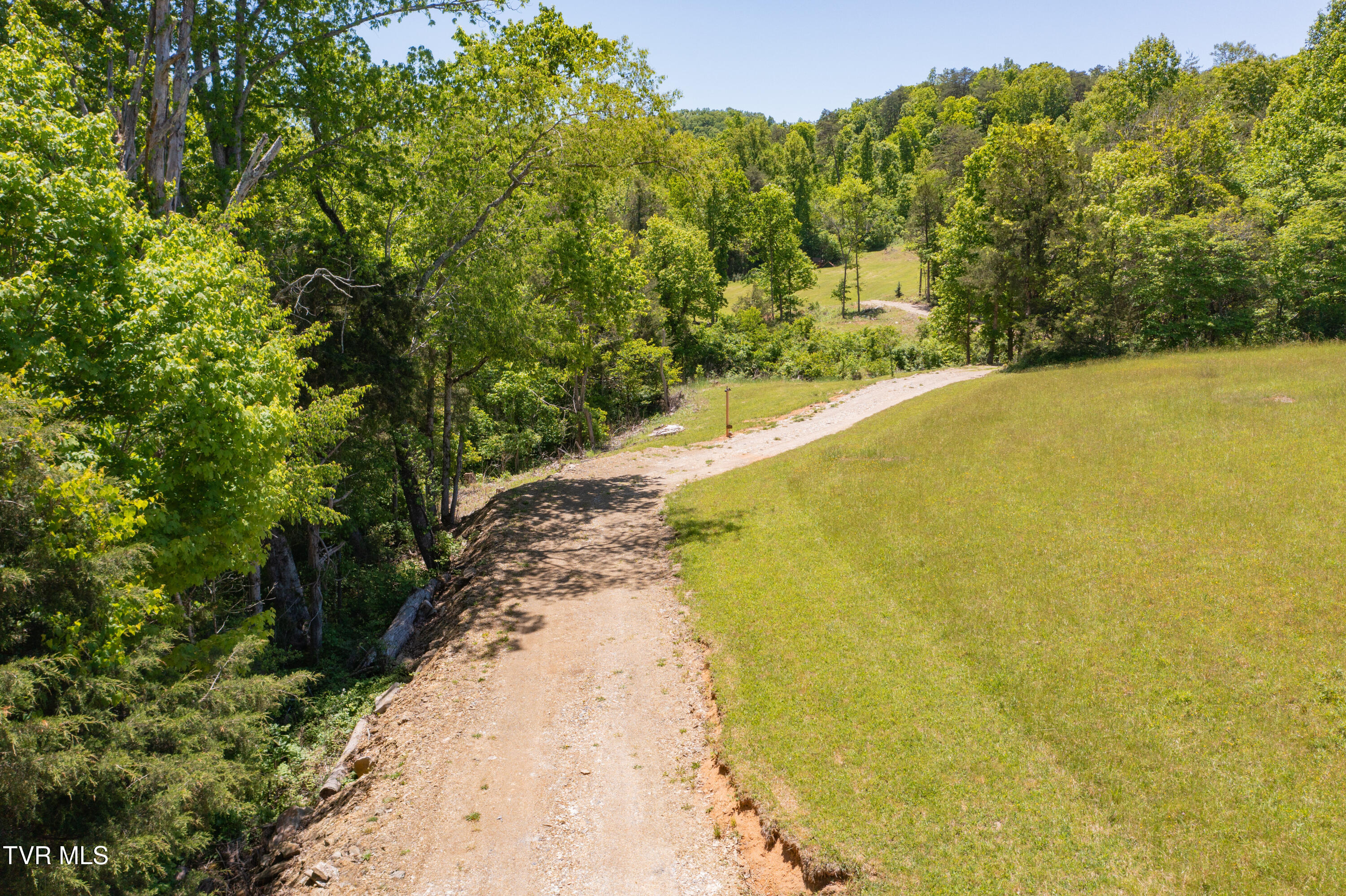 882 Walnut Grove Road