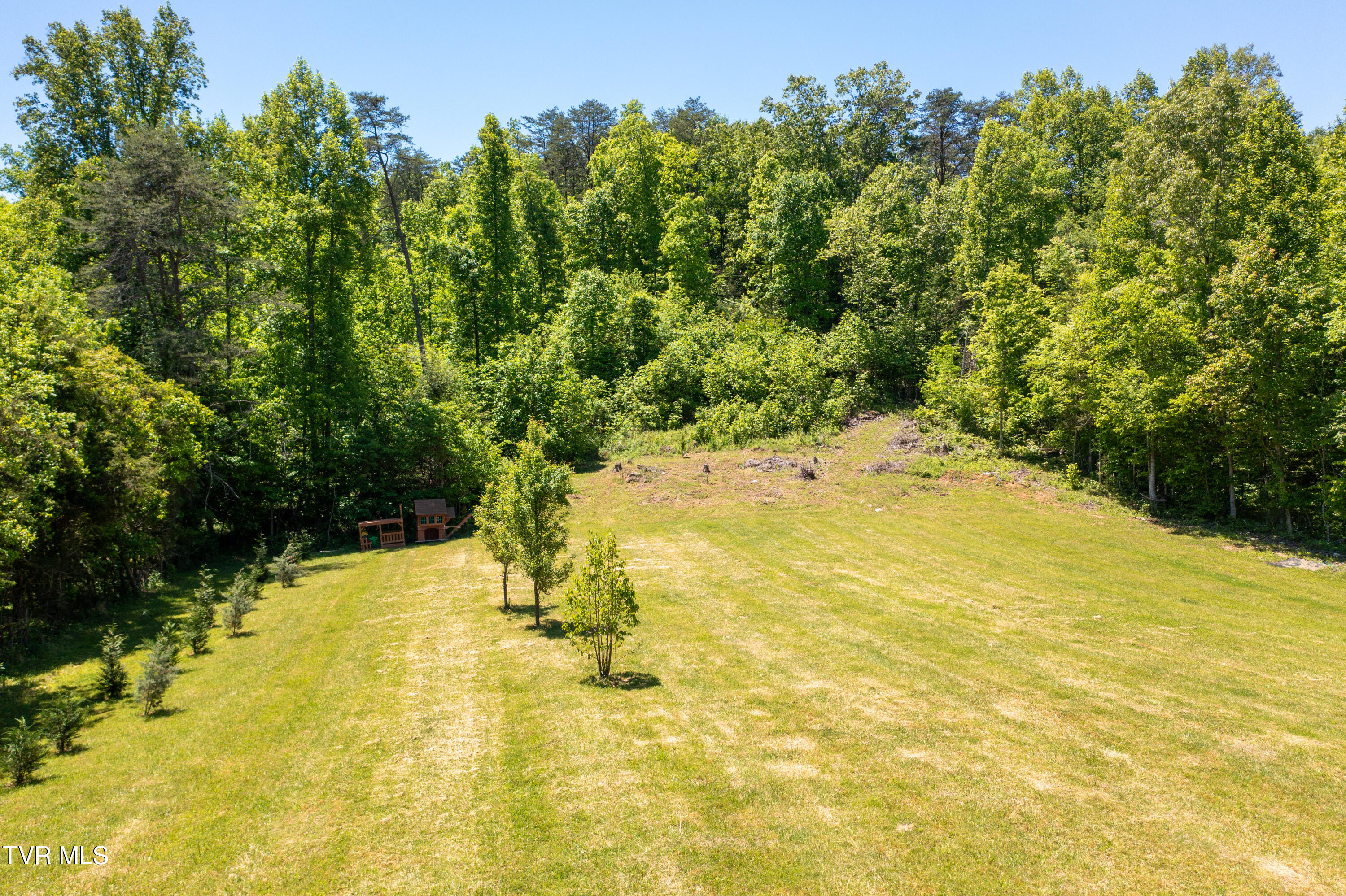 882 Walnut Grove Road