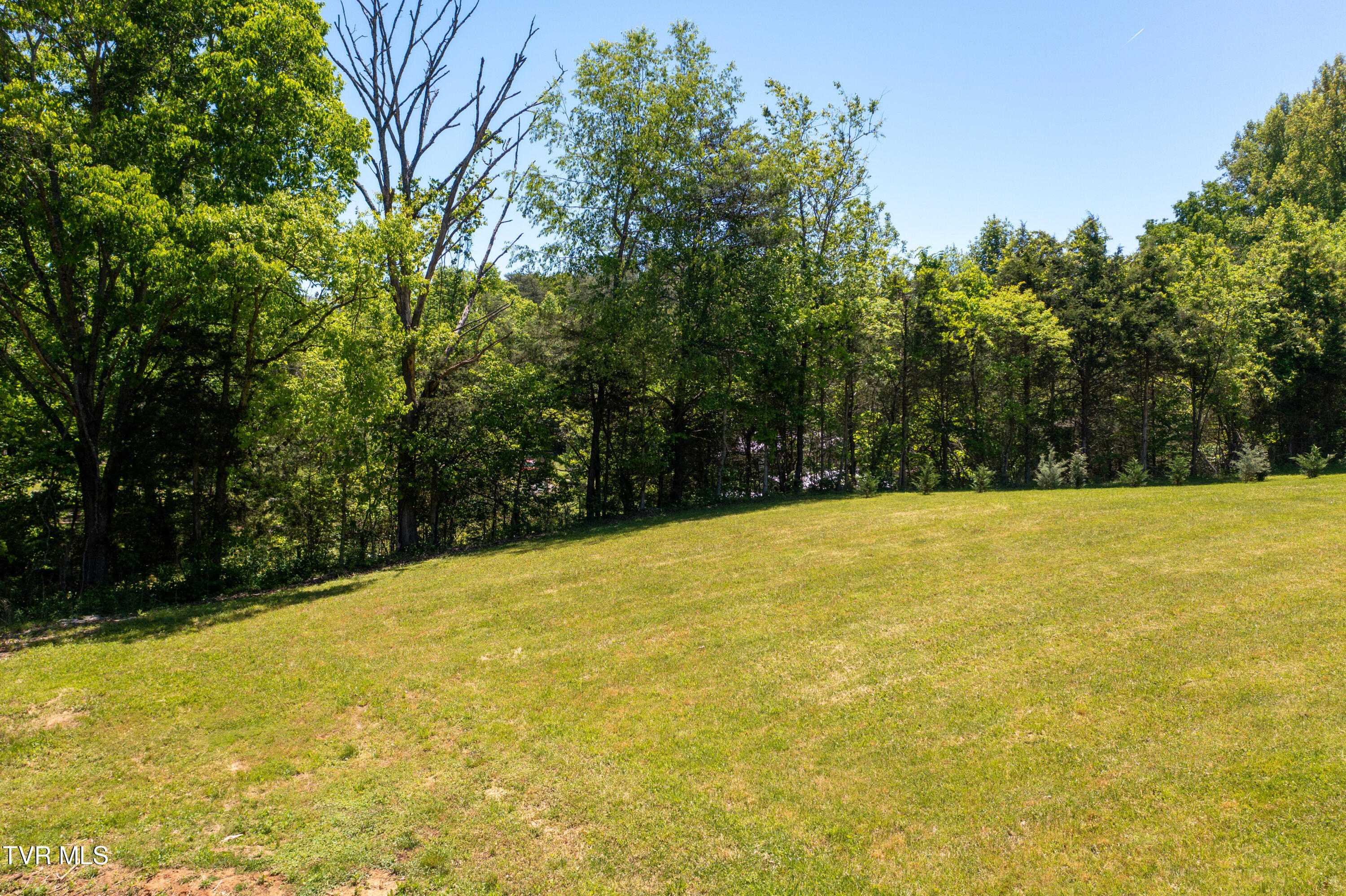 882 Walnut Grove Road
