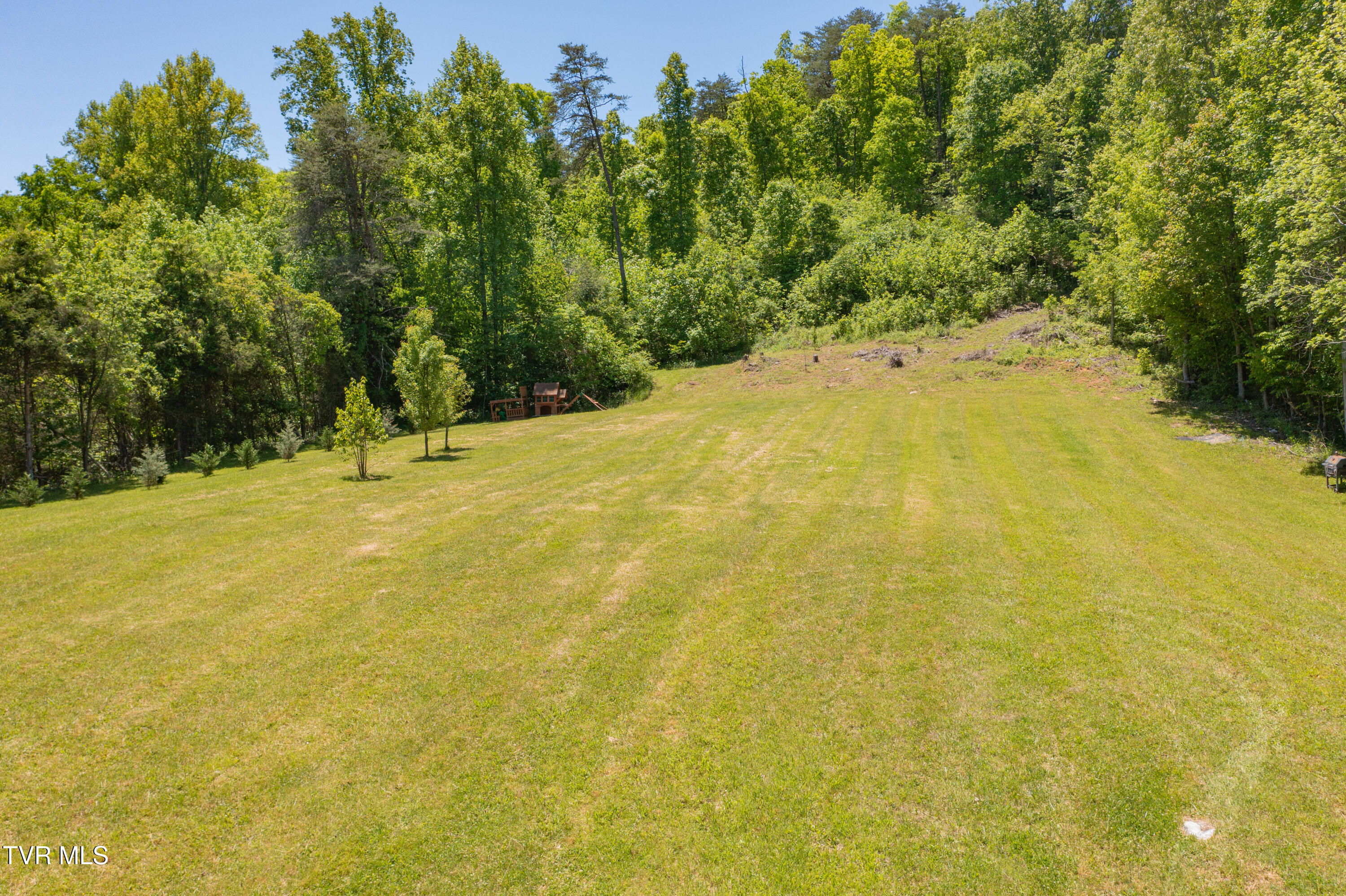 882 Walnut Grove Road