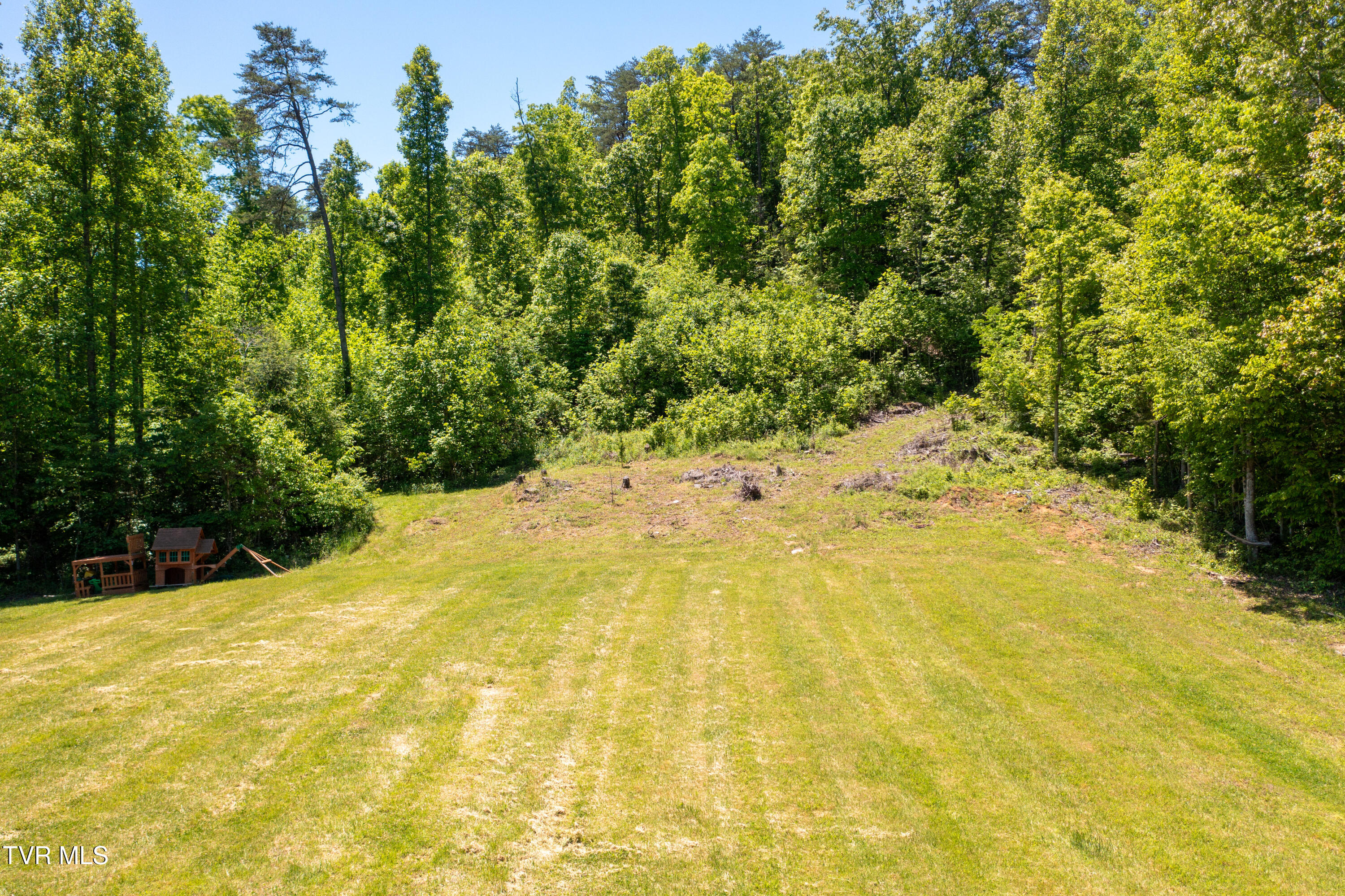 882 Walnut Grove Road