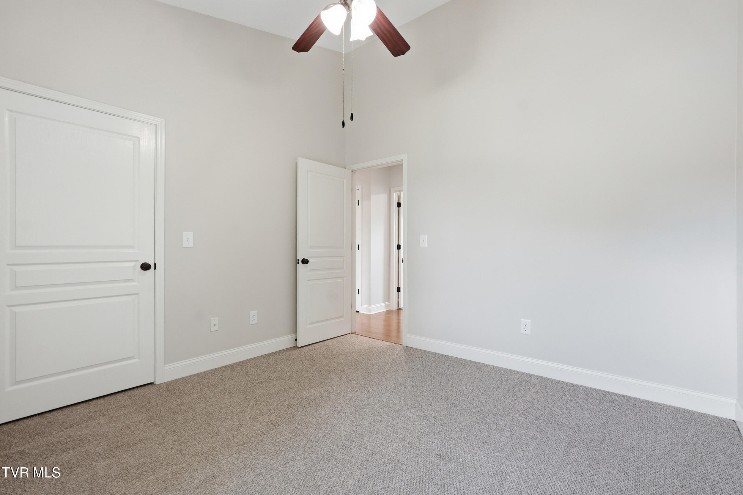 271 Cambridge Grove Way
