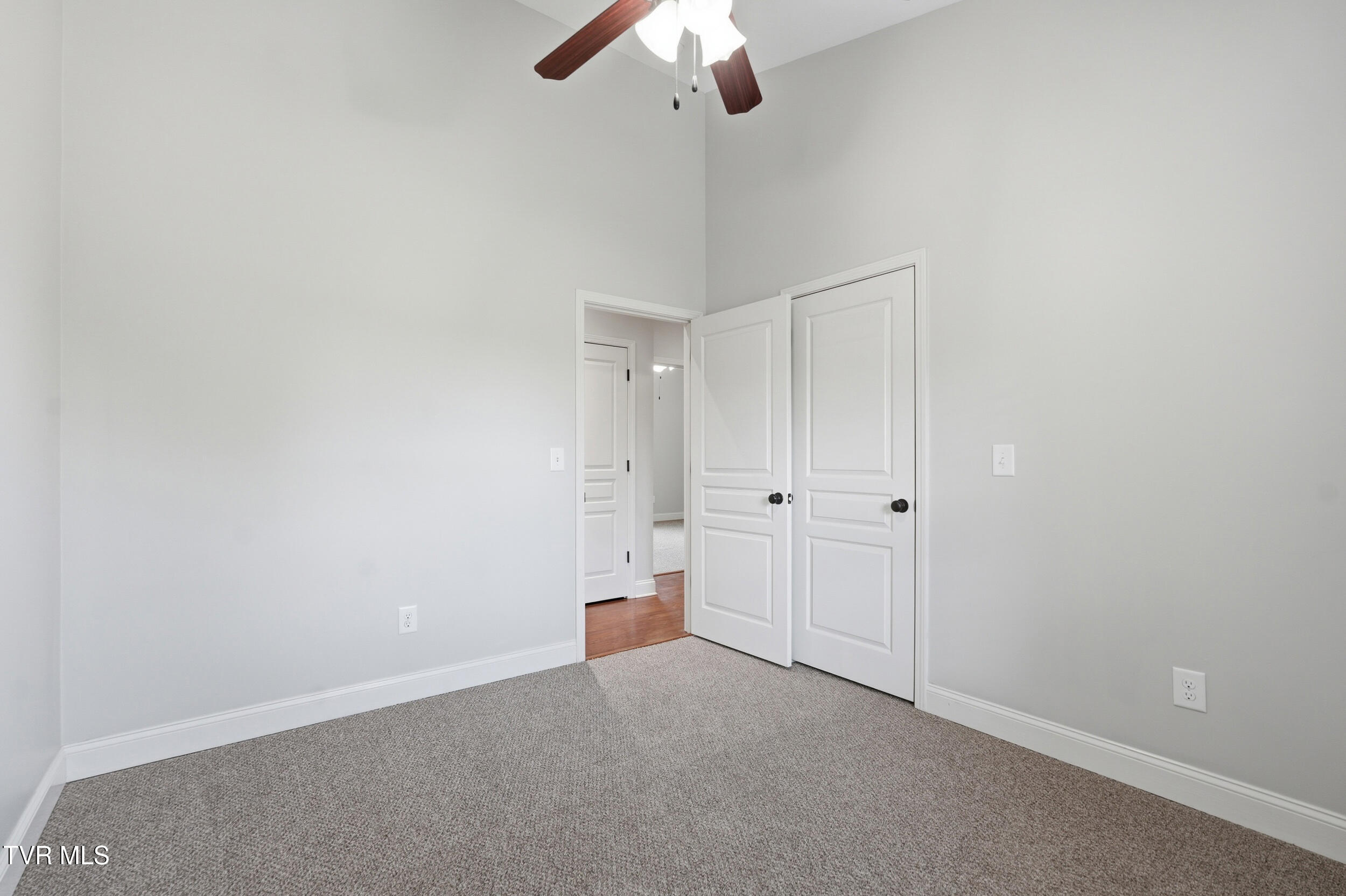 271 Cambridge Grove Way