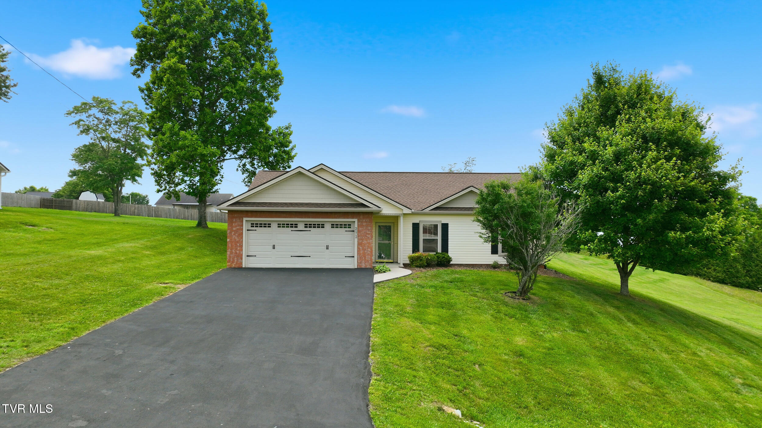 271 Cambridge Grove Way