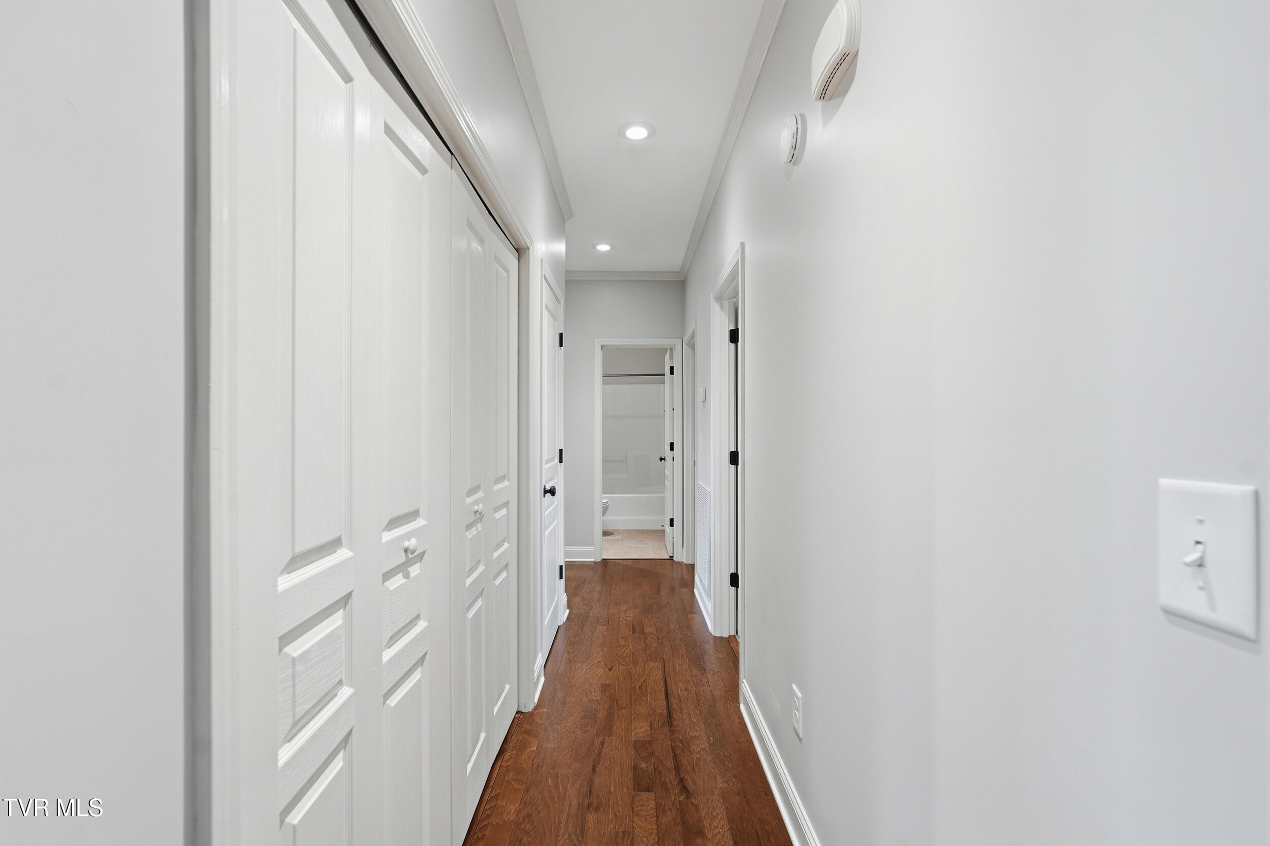 271 Cambridge Grove Way