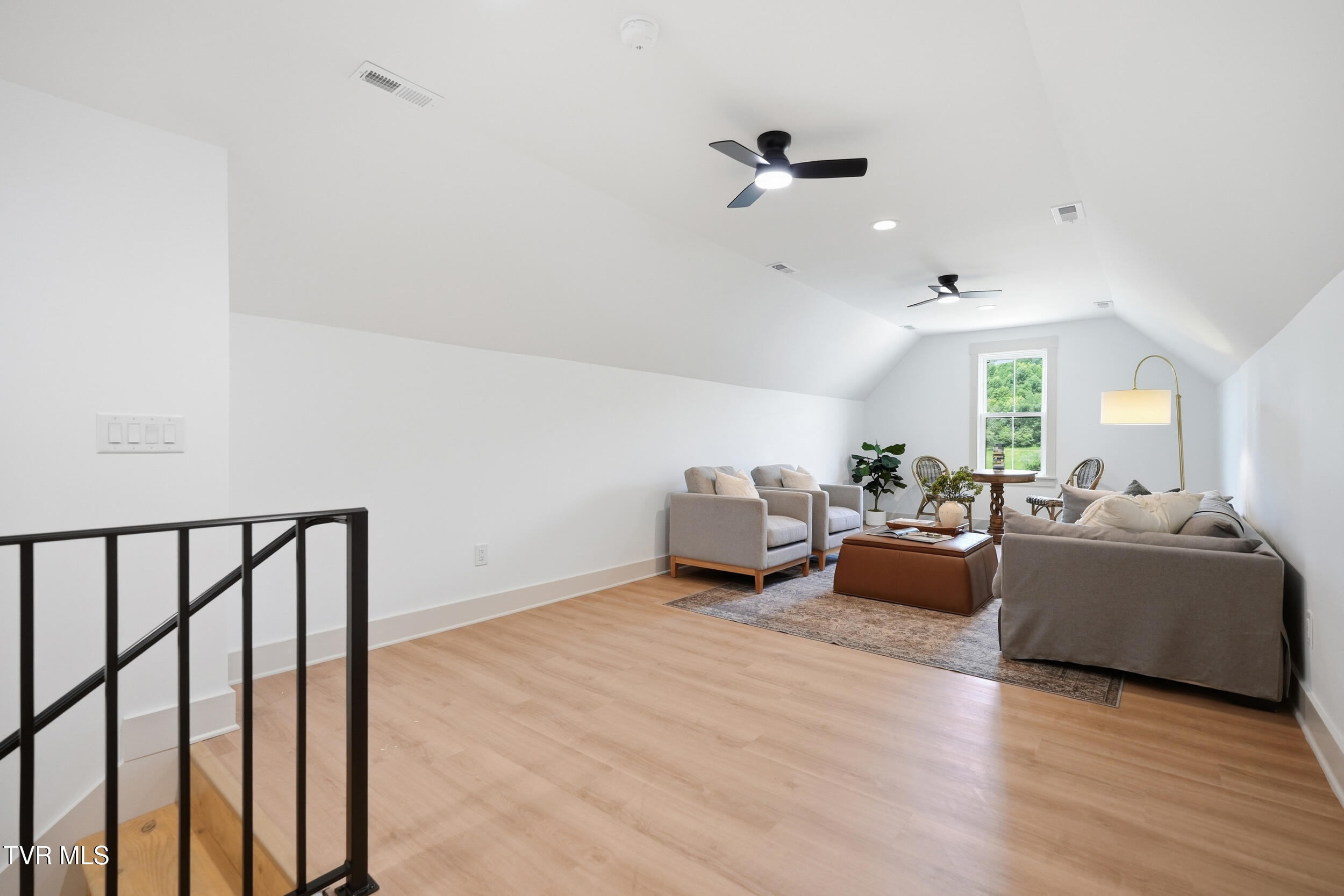 118 Hulse Road