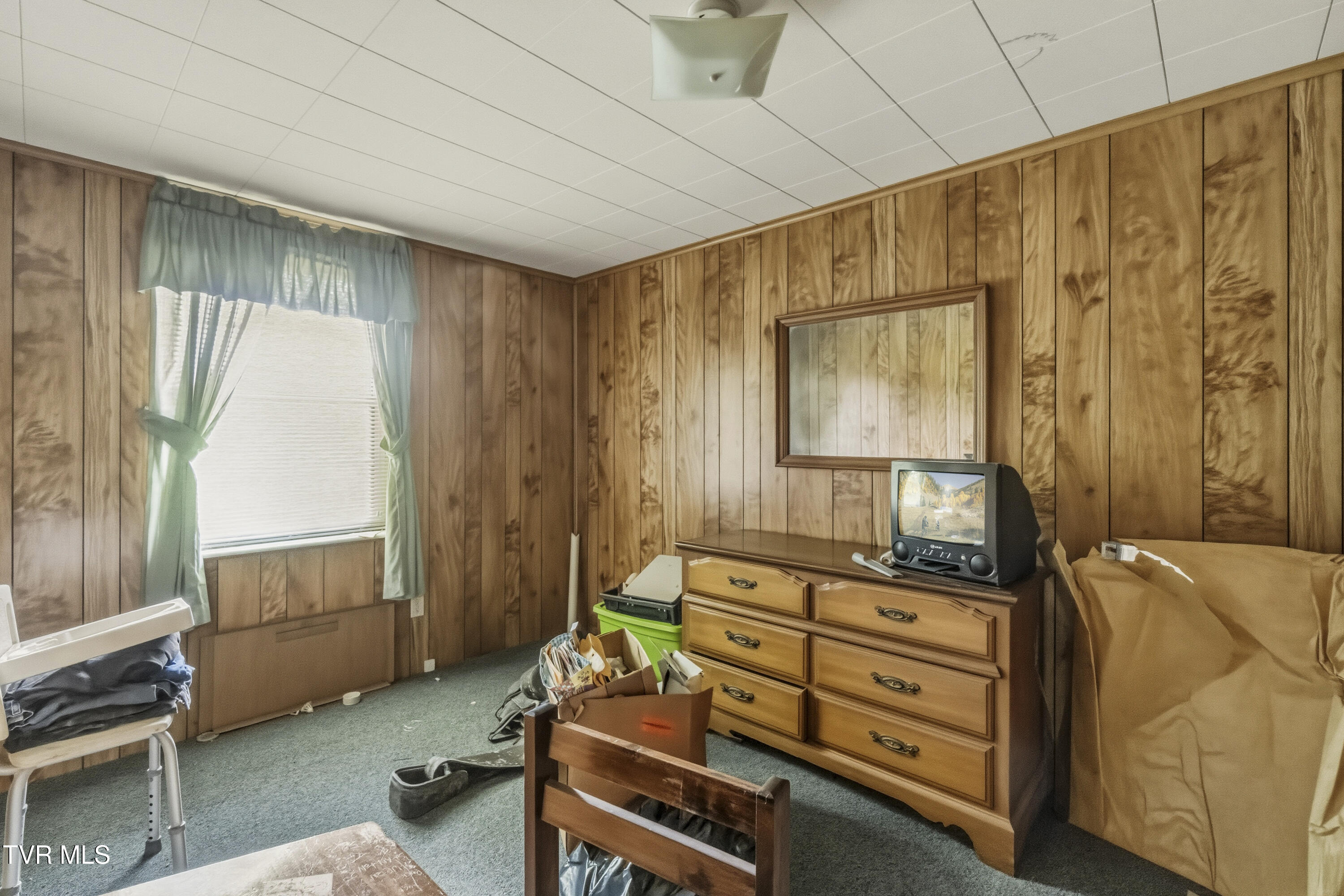 950 Middle Creek Road