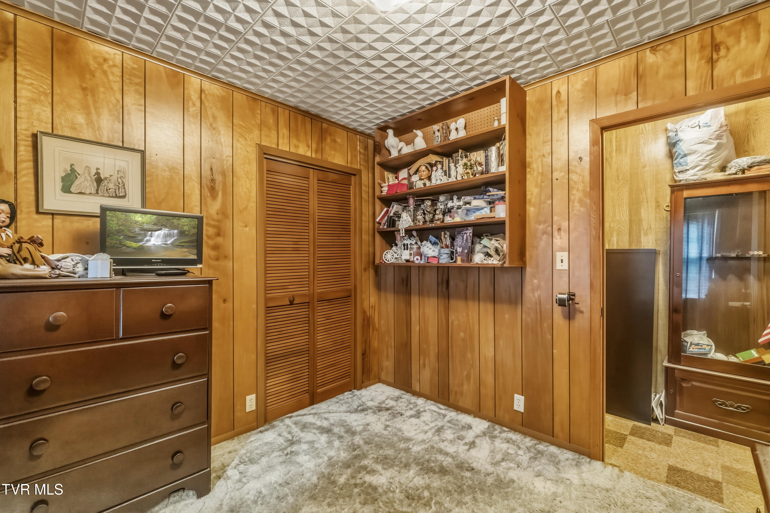 950 Middle Creek Road