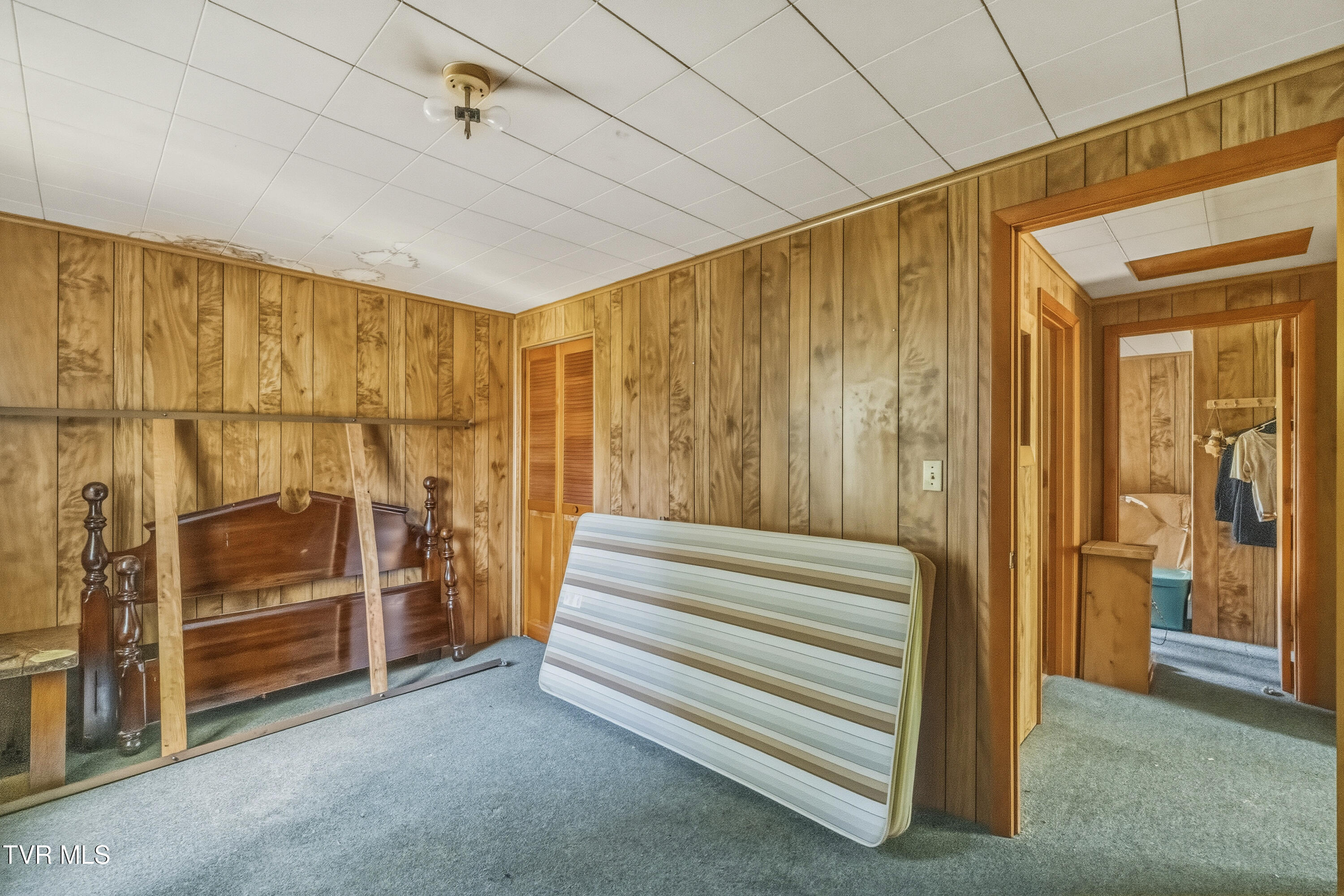 950 Middle Creek Road