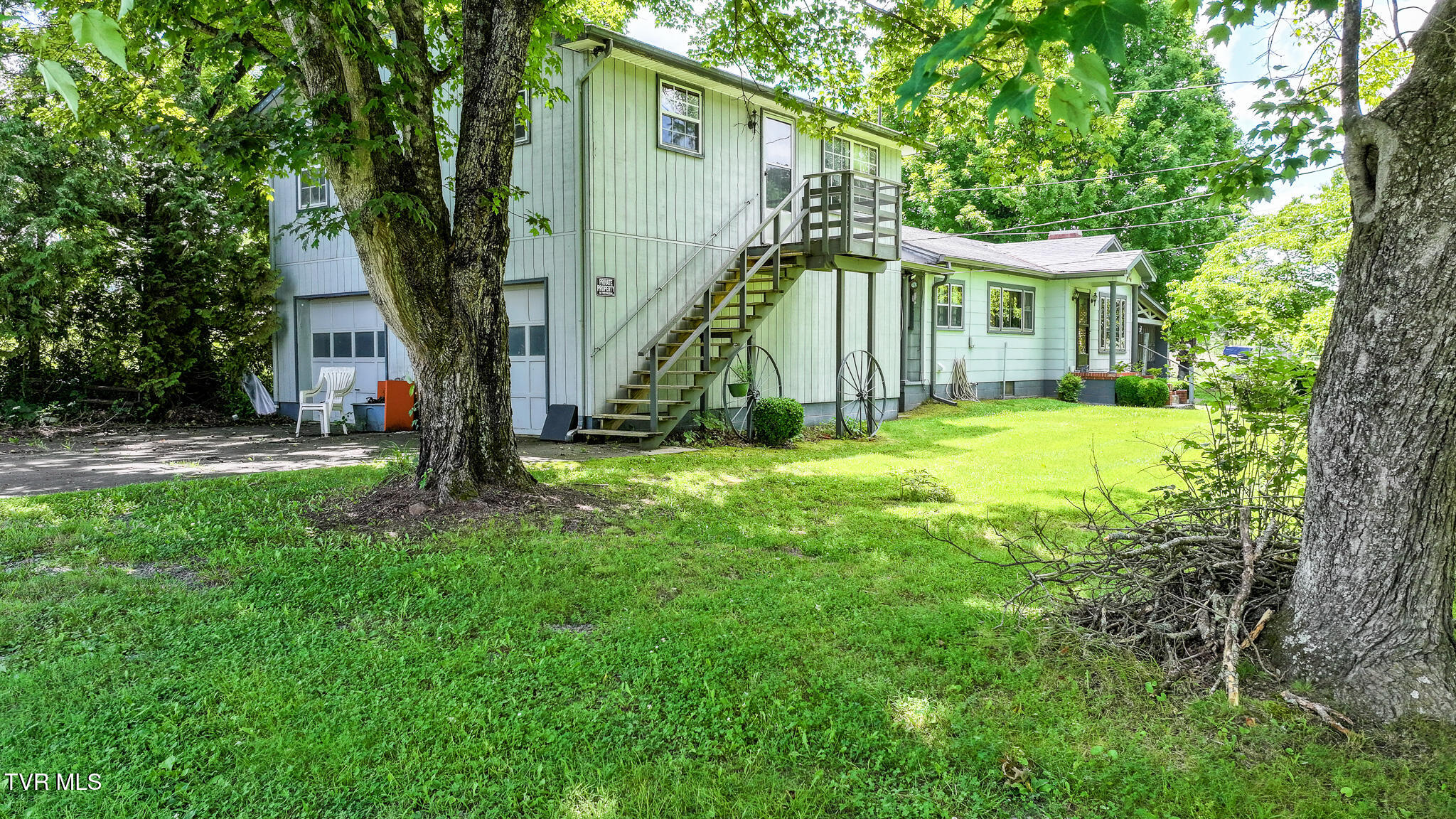 950 Middle Creek Road