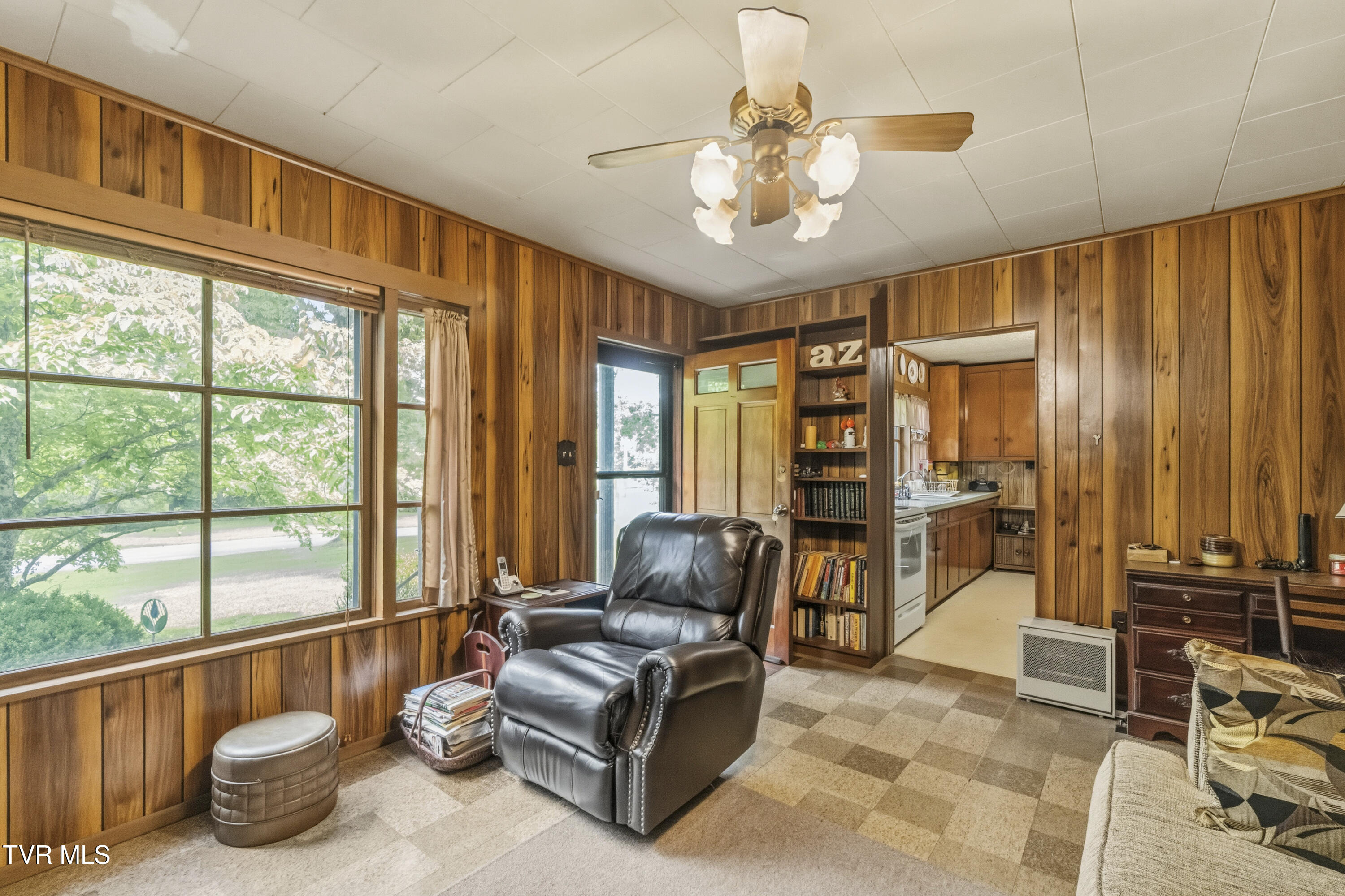 950 Middle Creek Road