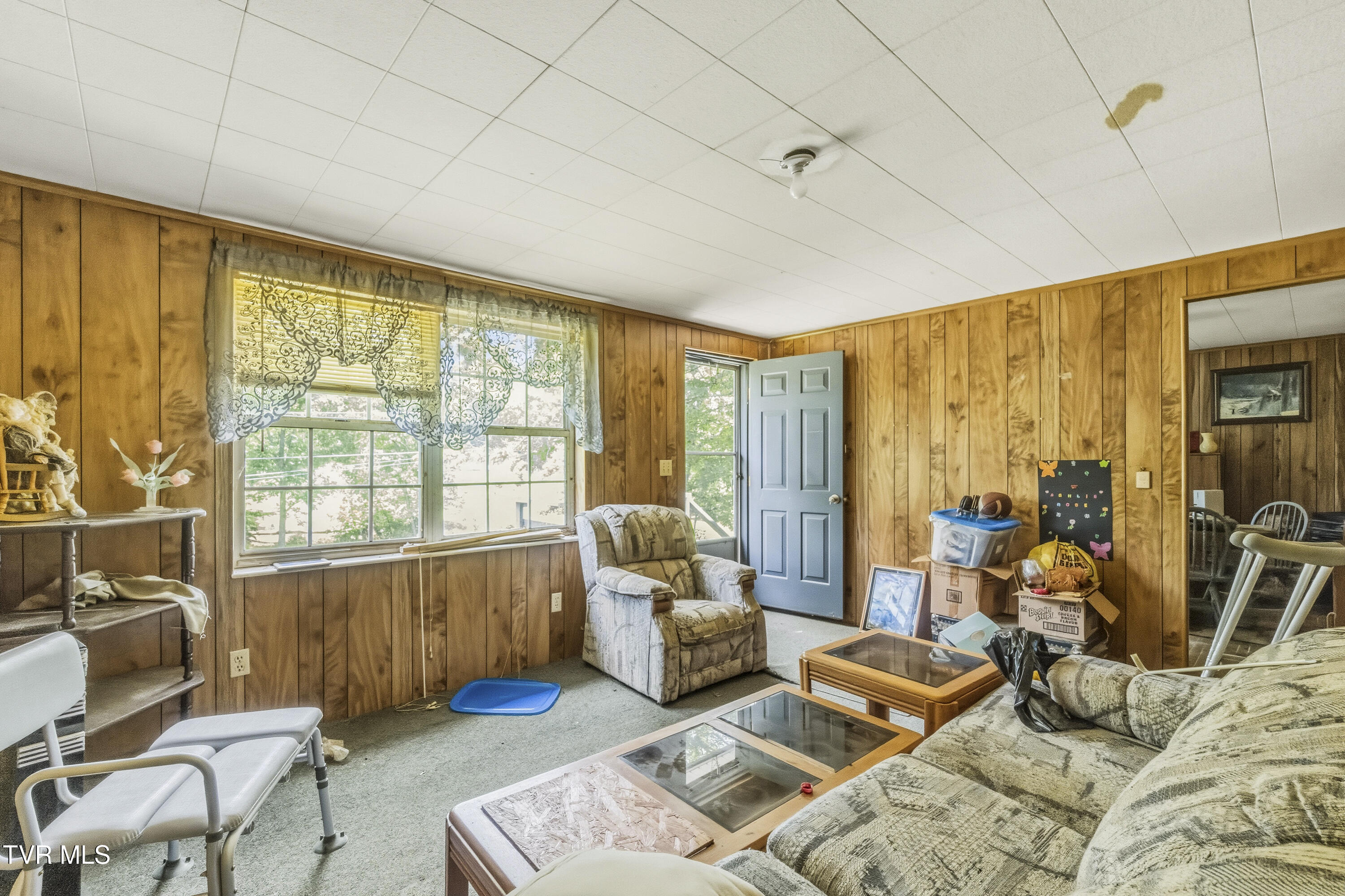 950 Middle Creek Road