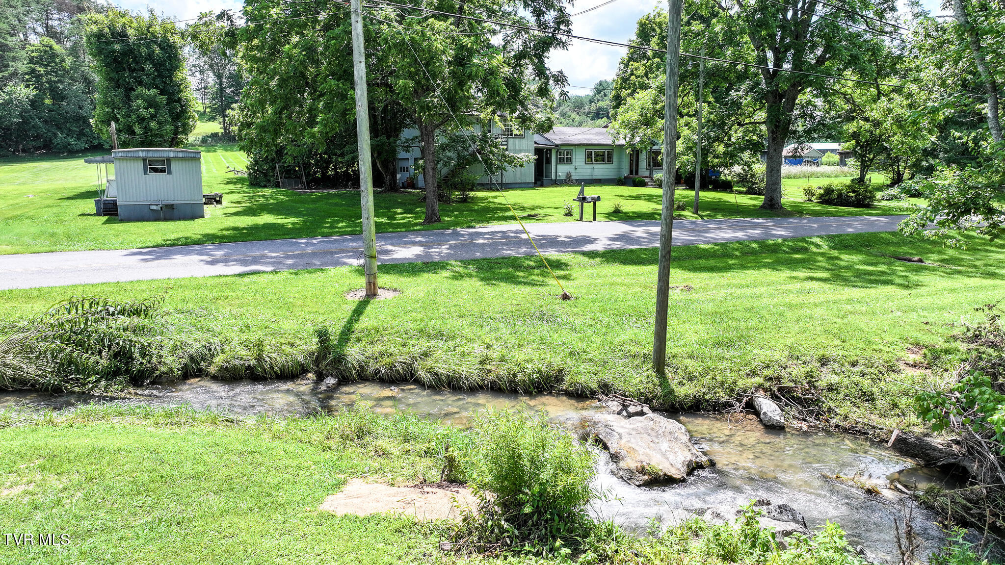 950 Middle Creek Road