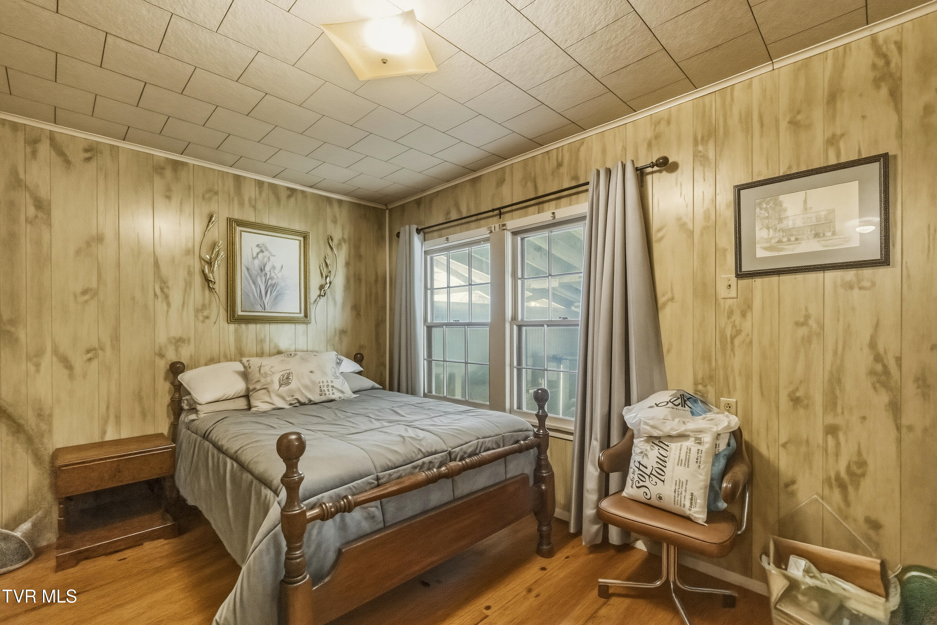 950 Middle Creek Road