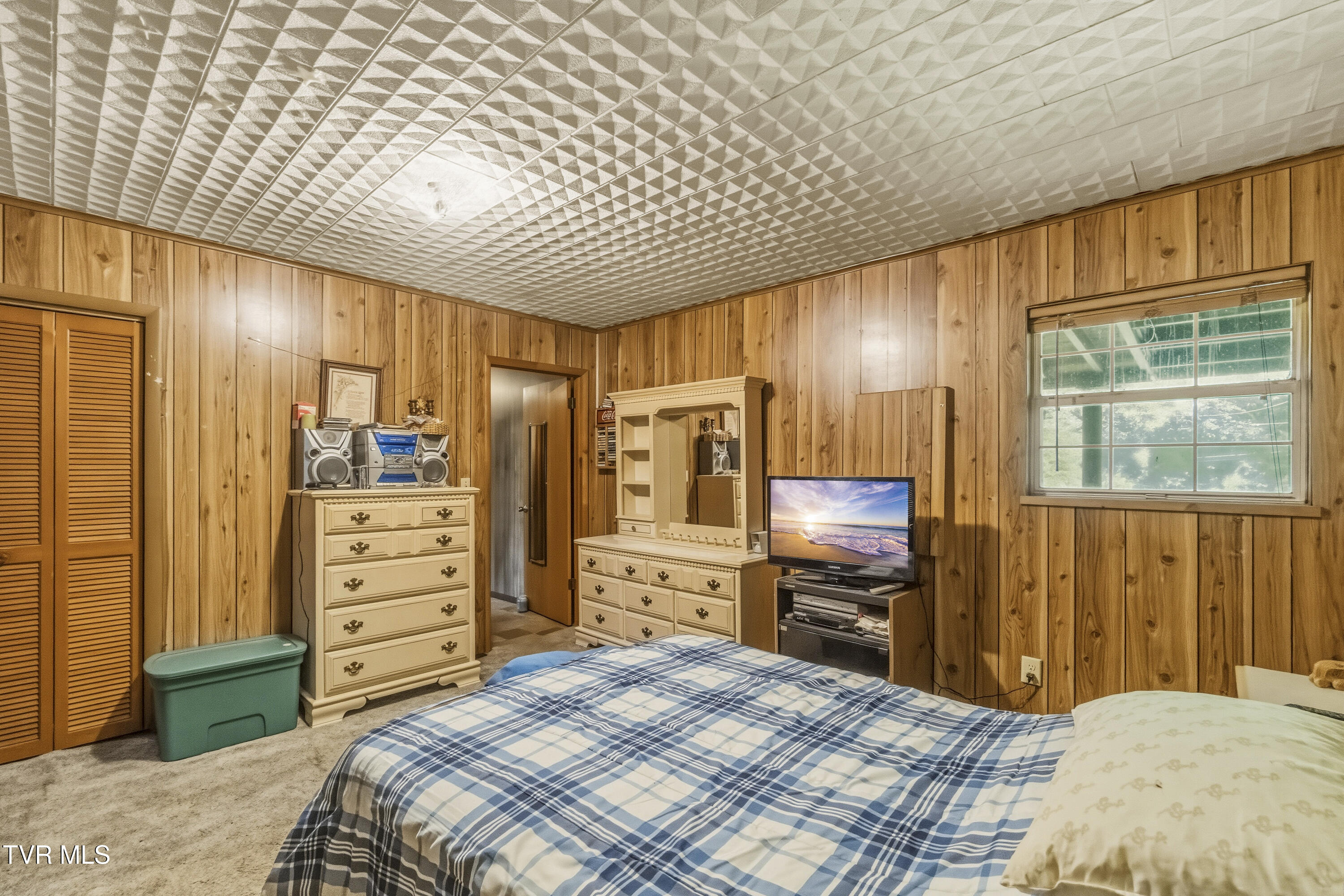 950 Middle Creek Road