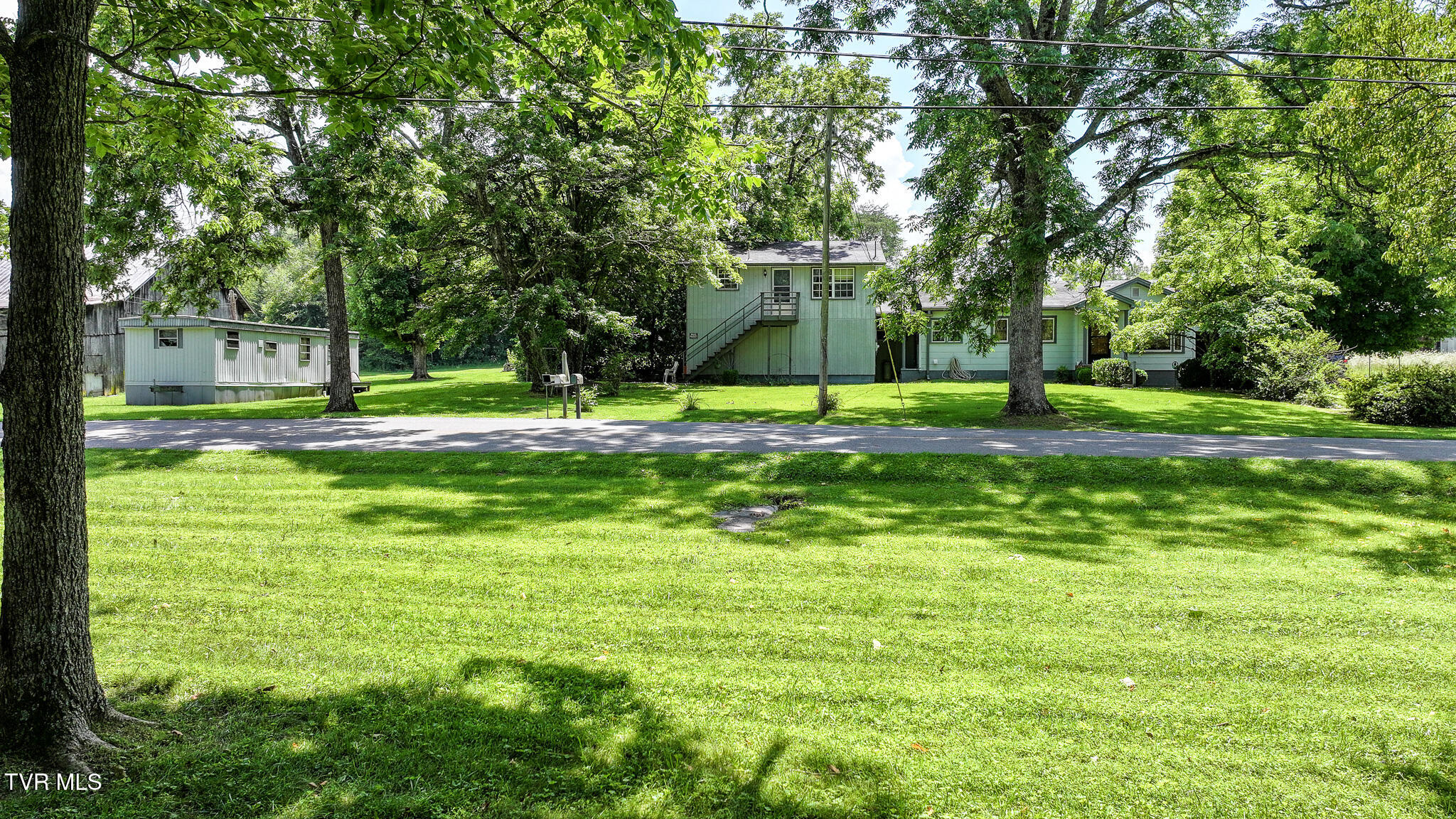 950 Middle Creek Road
