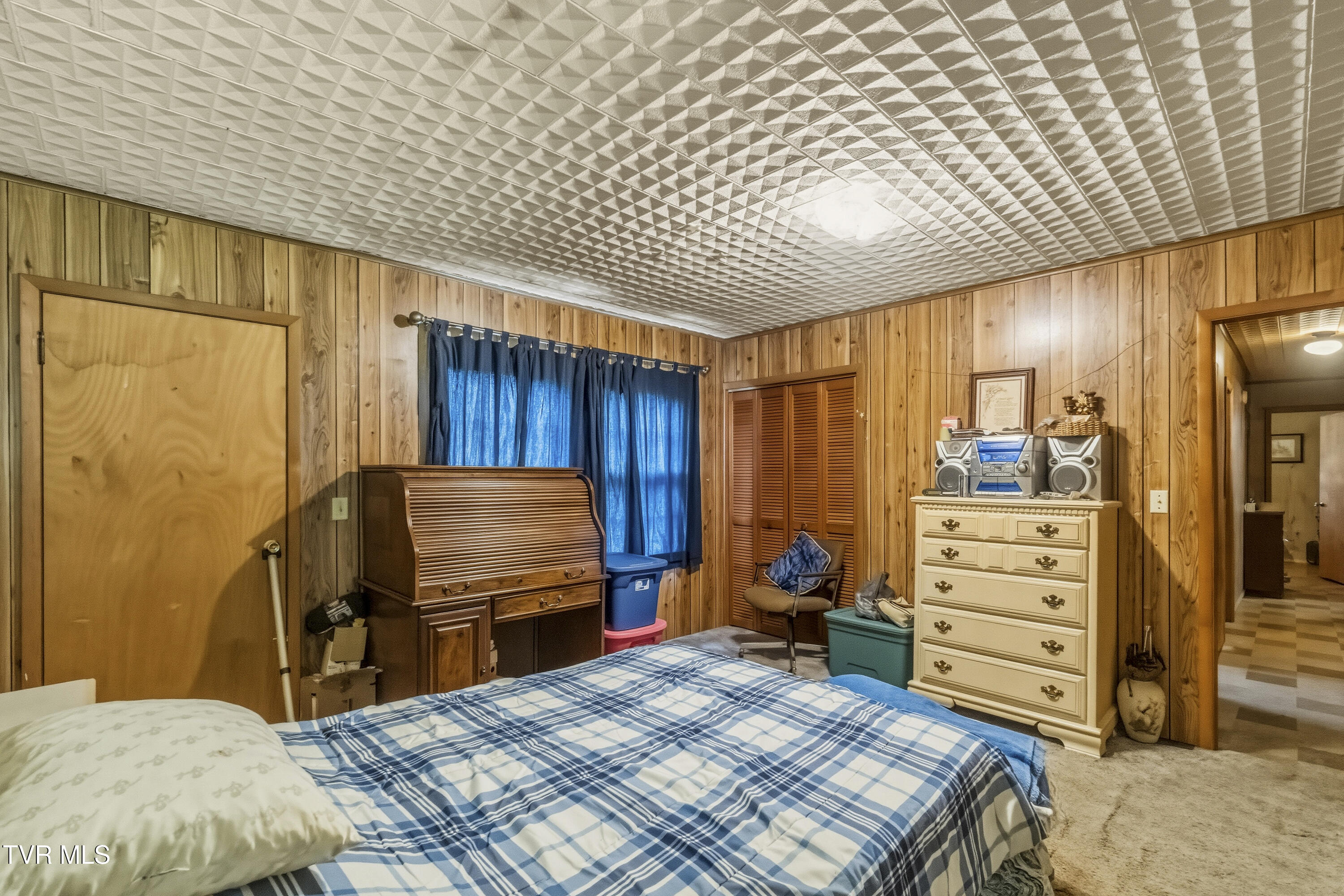 950 Middle Creek Road
