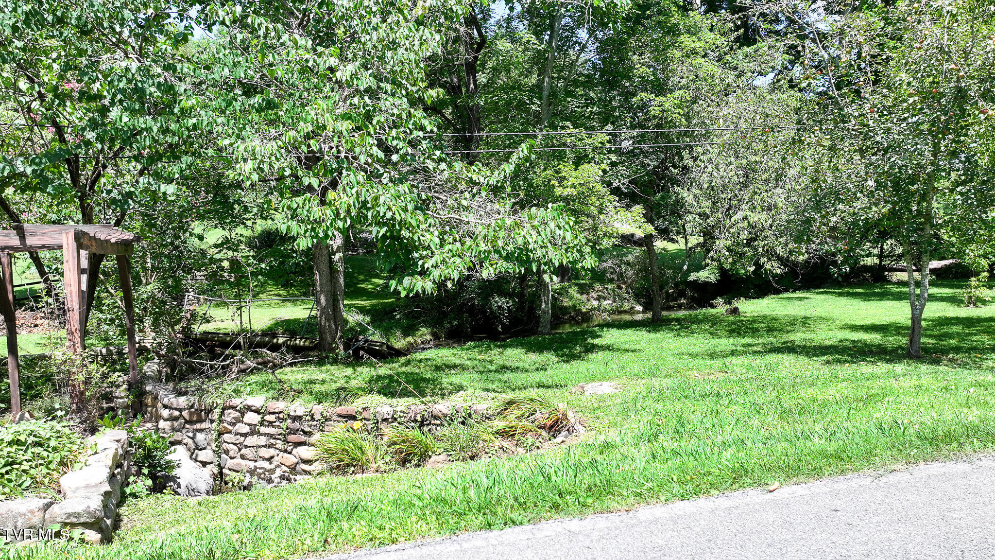 950 Middle Creek Road
