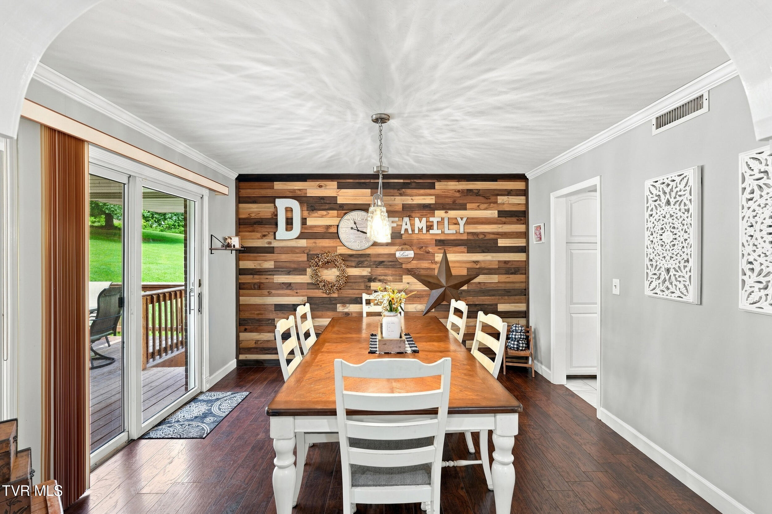 635 Old Union Road